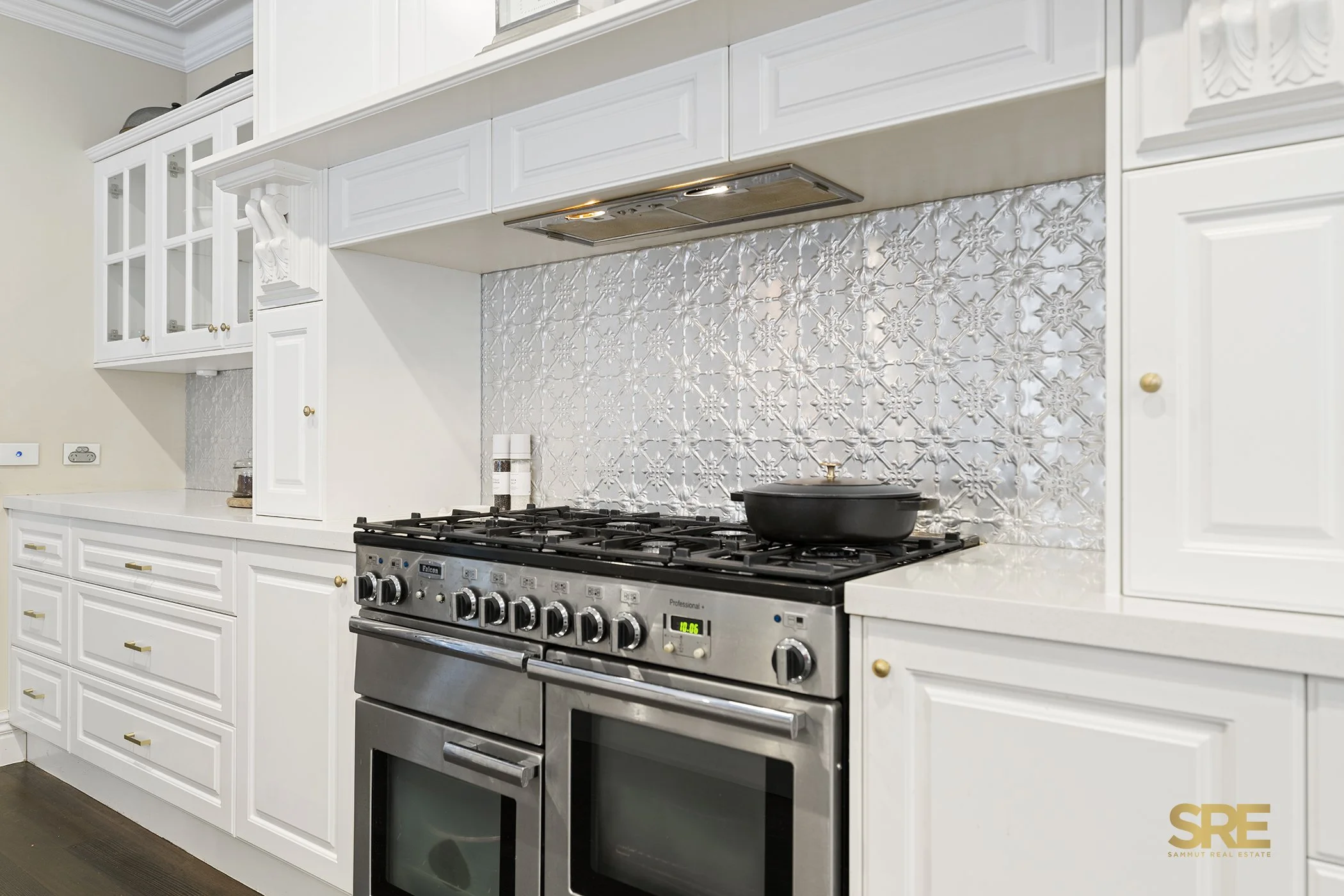 53 Links Rd Web (18).jpg