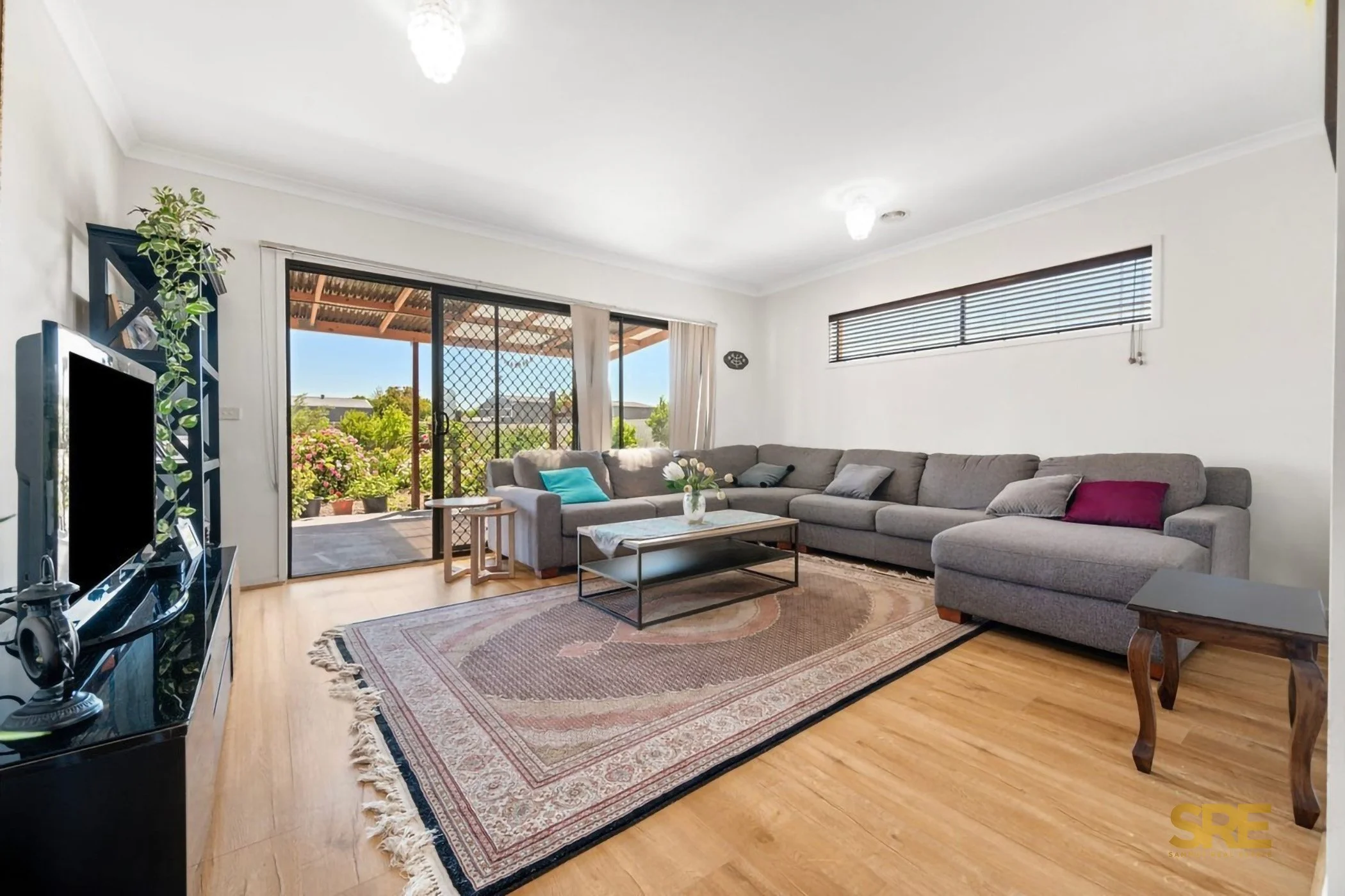 24 Highfield Way 8 copy.jpg