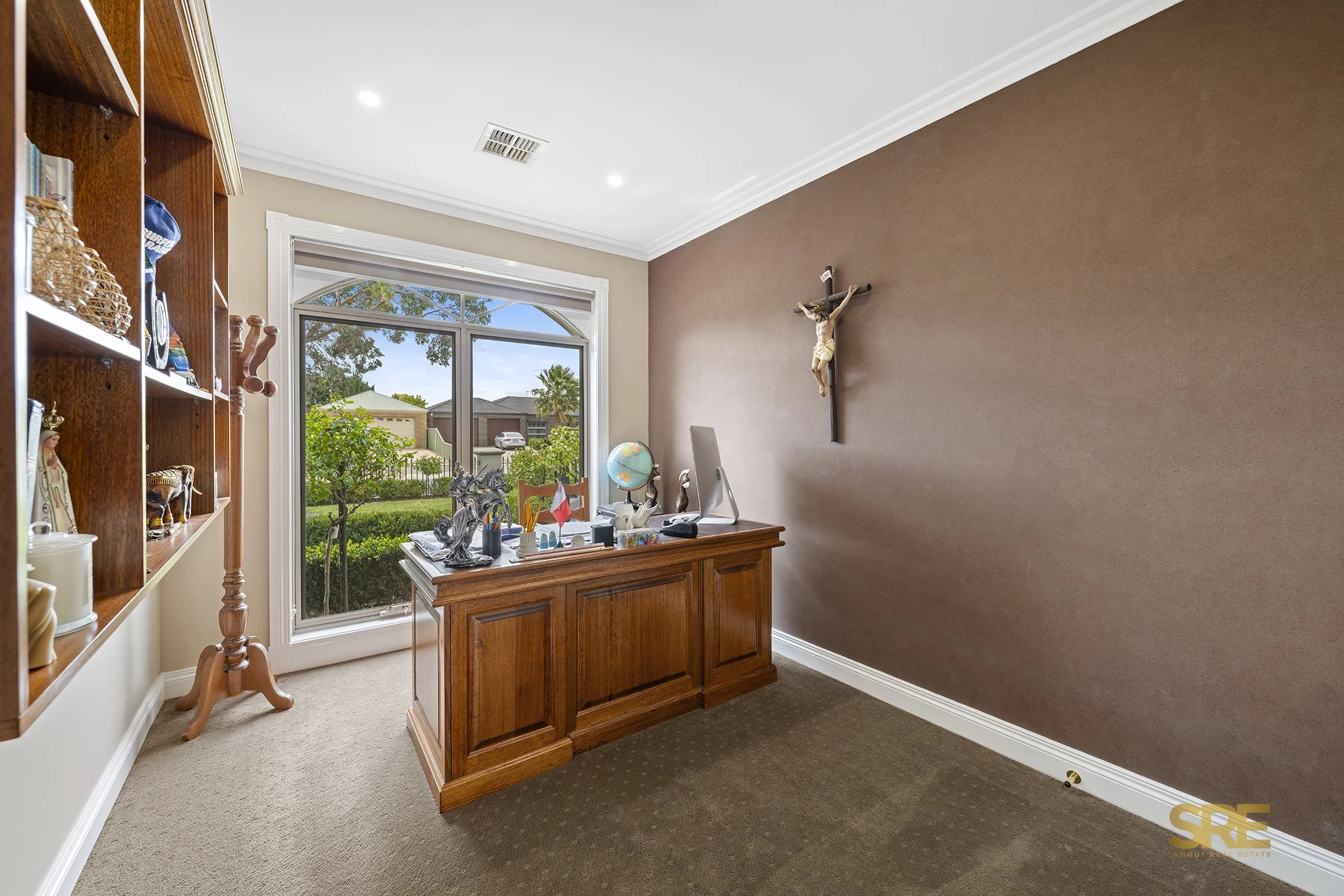 7 Highfield Way Web (21).jpg