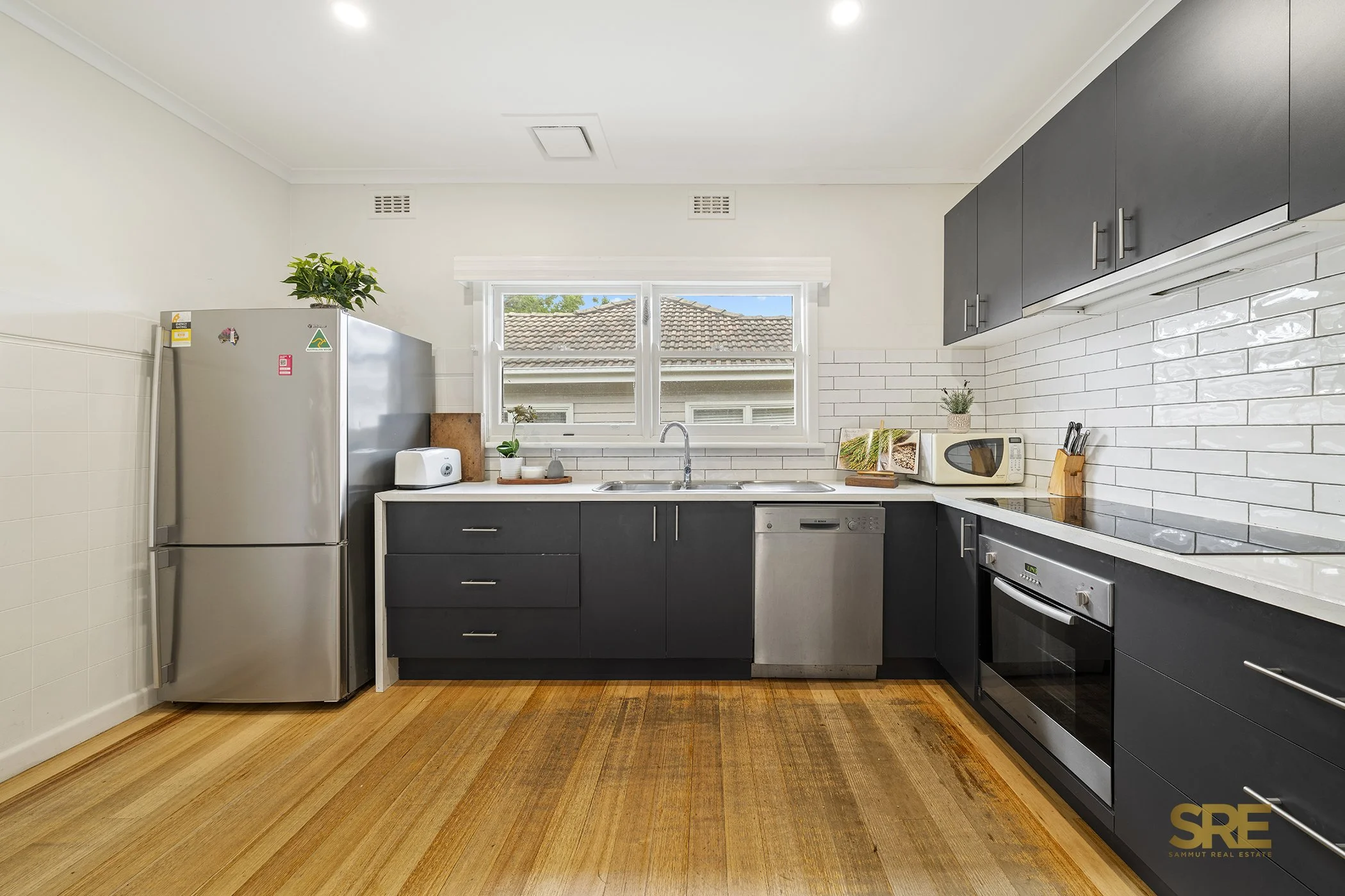 15 Browning St Web (10).jpg