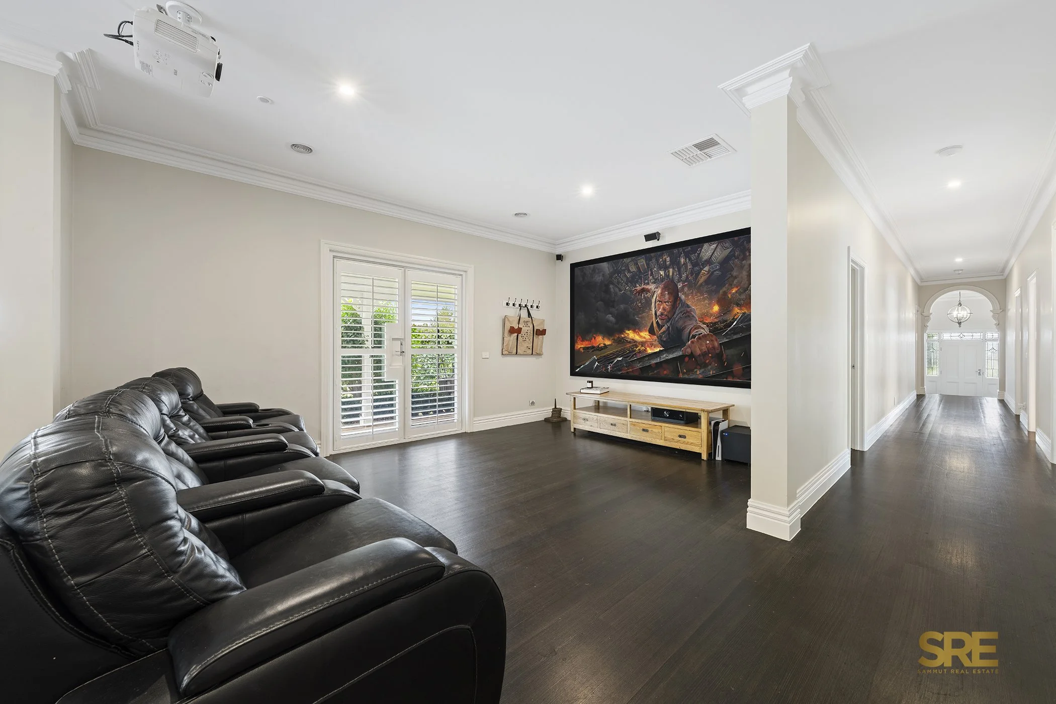 53 Links Rd Web (22).jpg