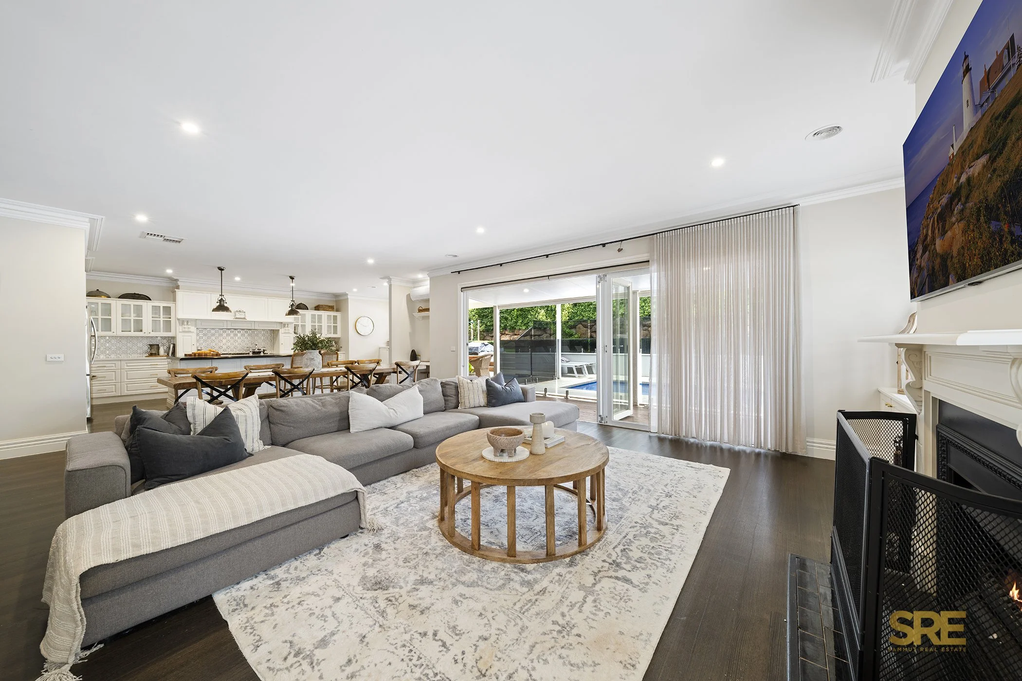 53 Links Rd Web (21).jpg