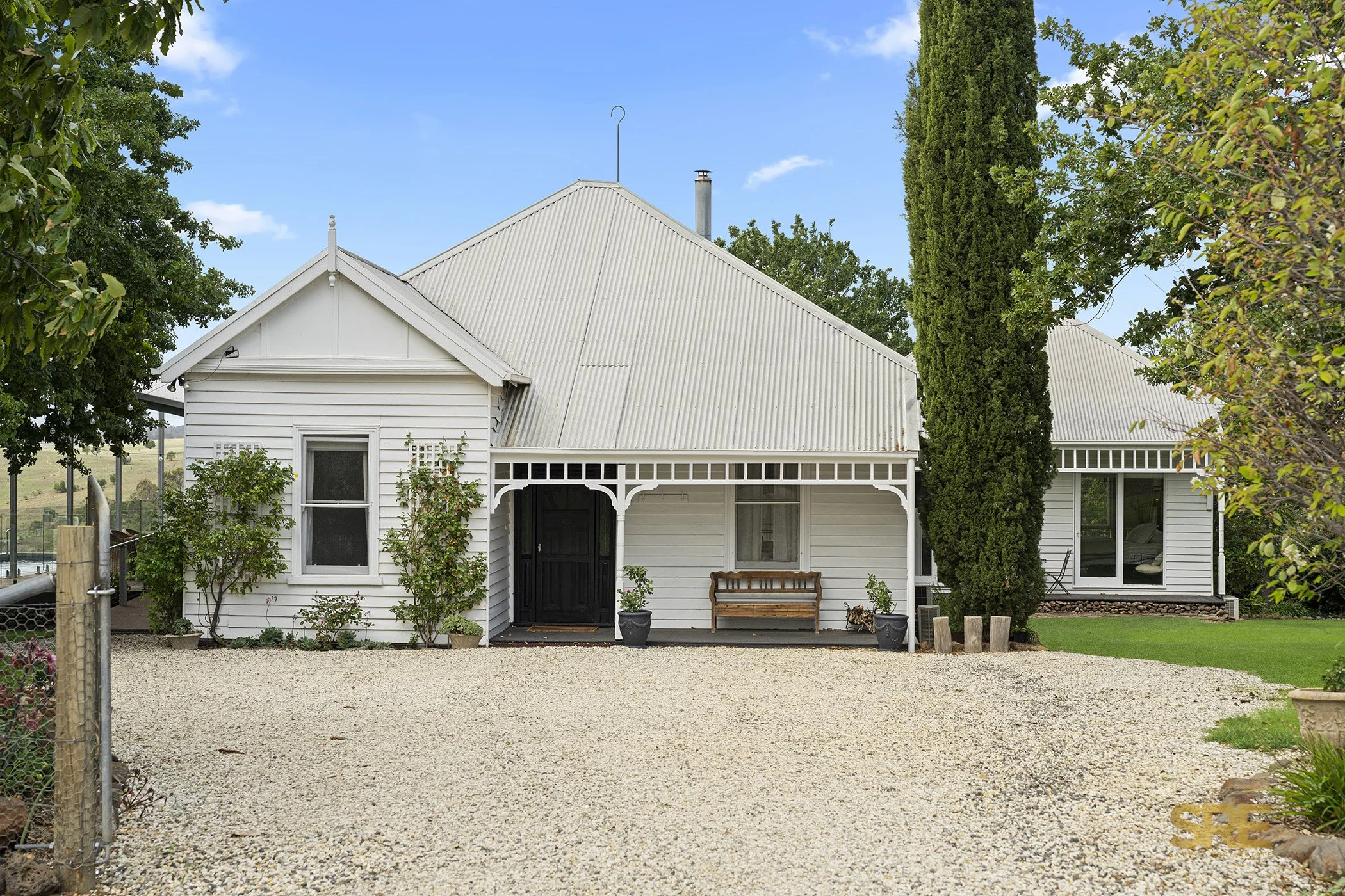 632 North Redesdale Road Web (2).jpg