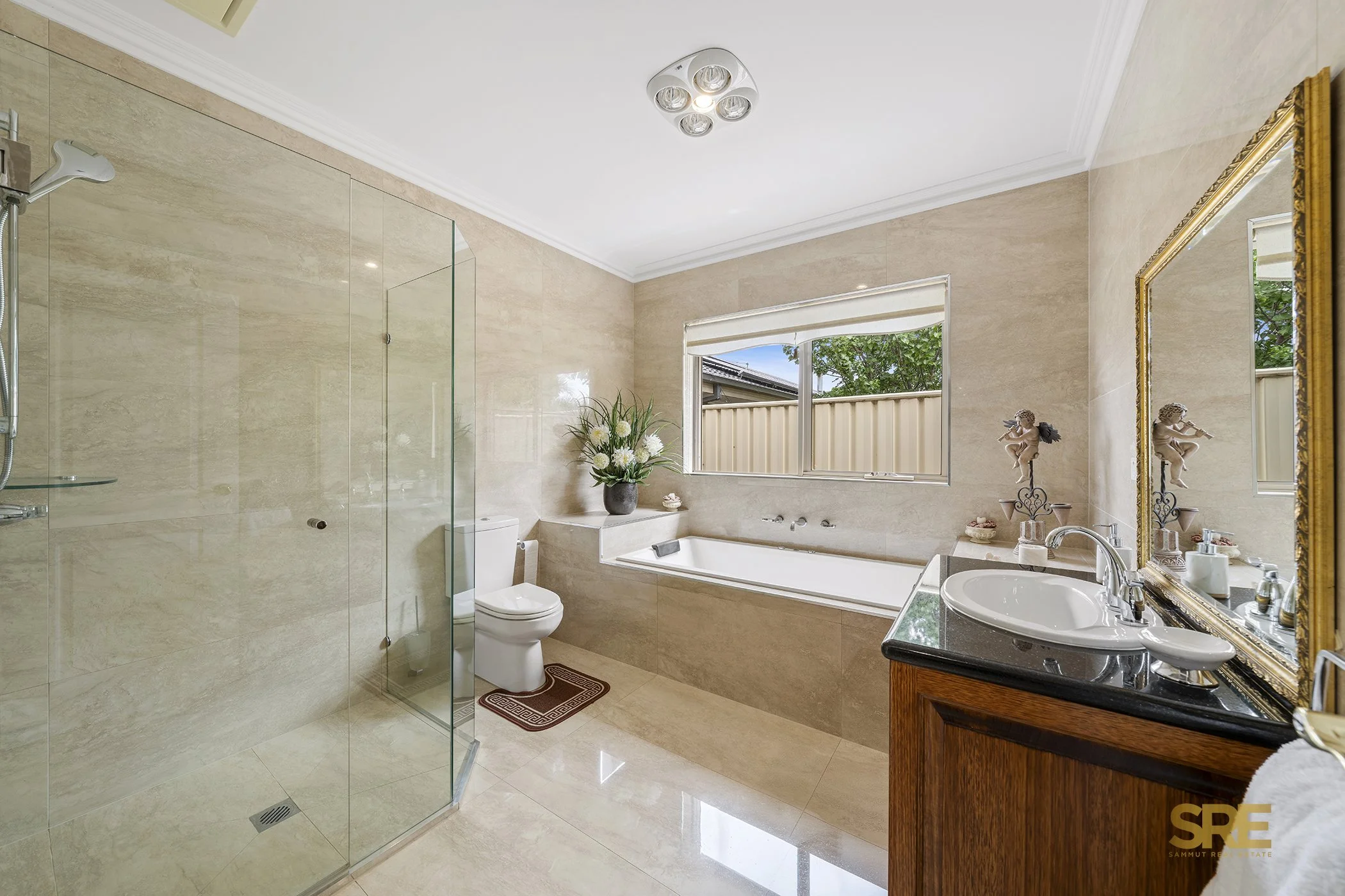 7 Highfield Way Web (19).jpg