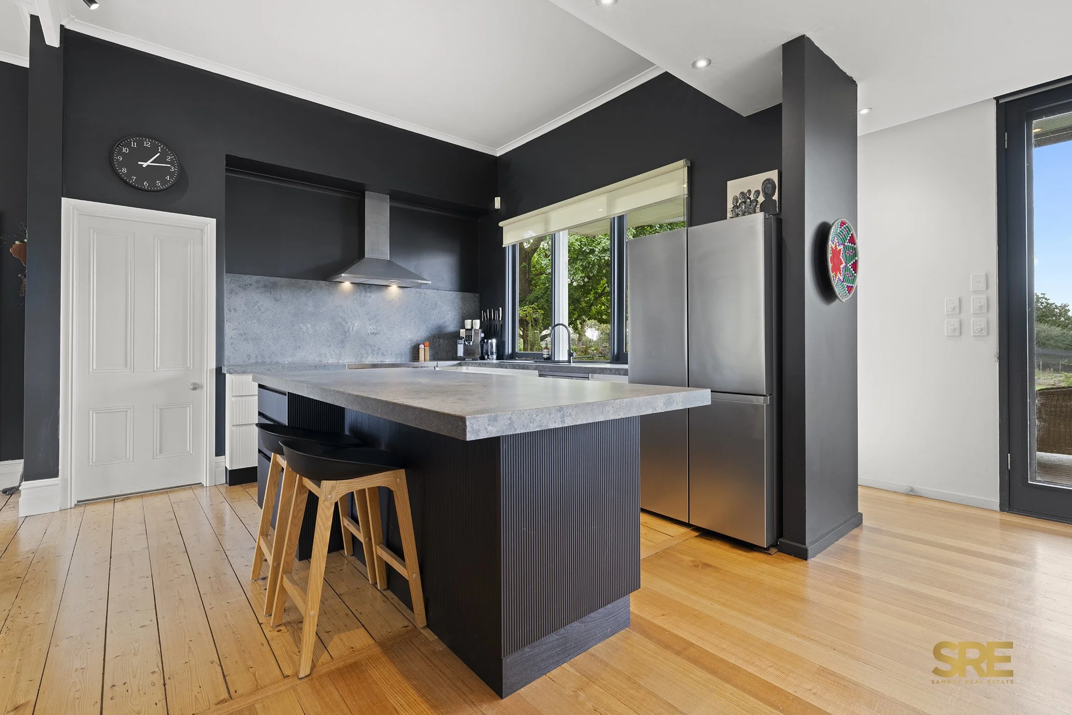 632 North Redesdale Road Web (7).jpg