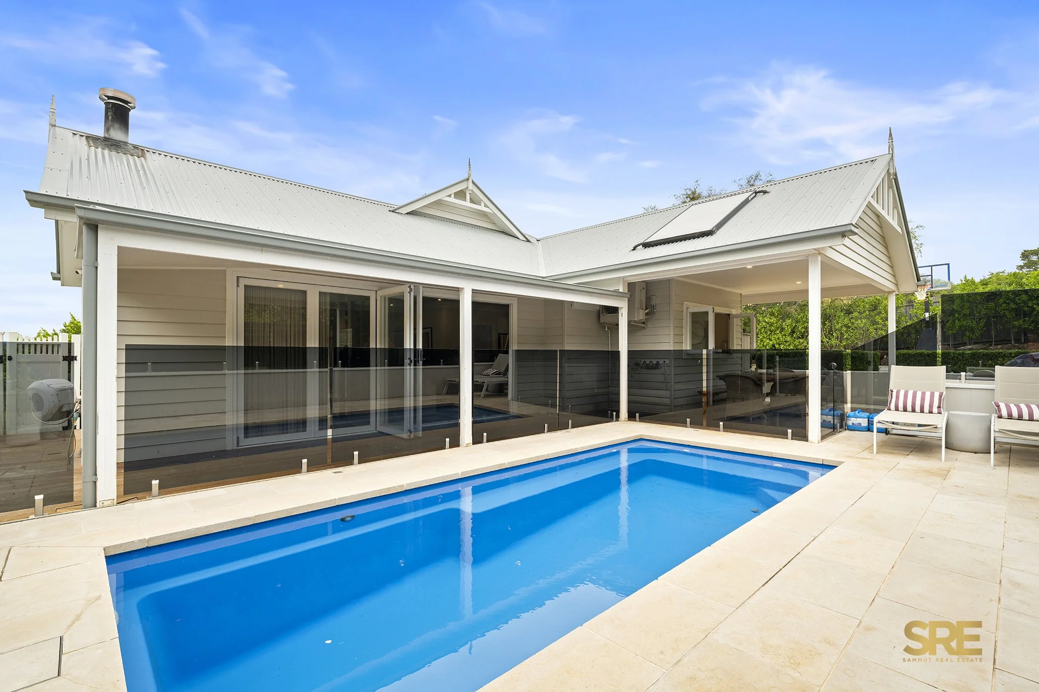 53 Links Rd Web (35).jpg