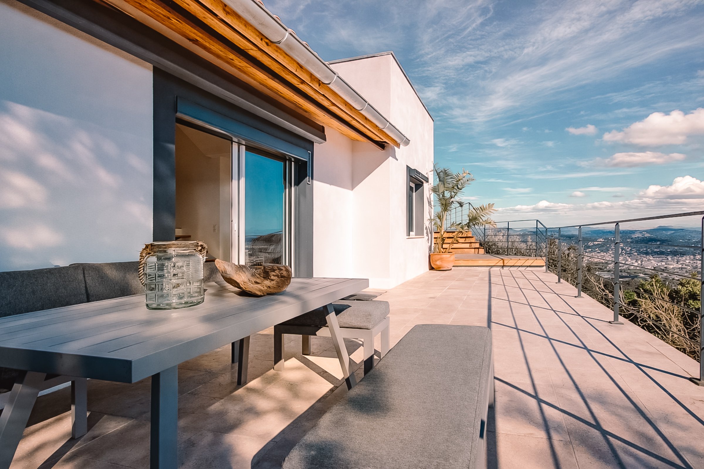 maison_HYERES_mont des oiseaux_terrasse_vue_mer_albanandfriends-48.jpg