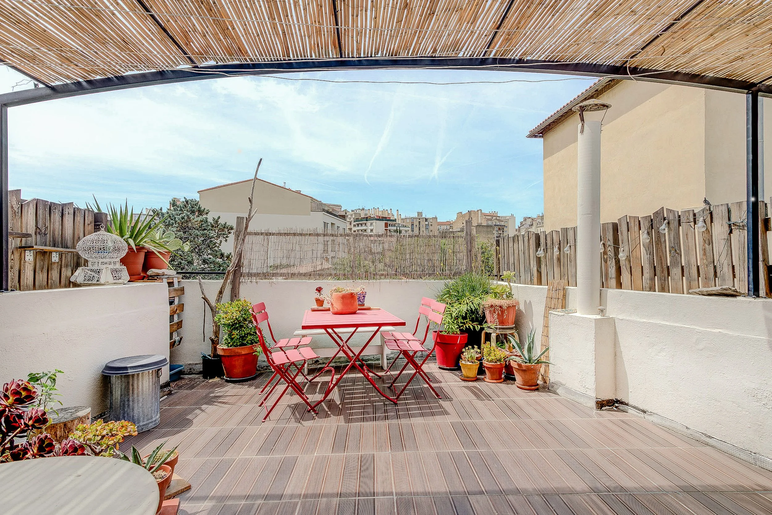 Albanandfriends_marseille_terrasse_longchamp_13004-10.jpg