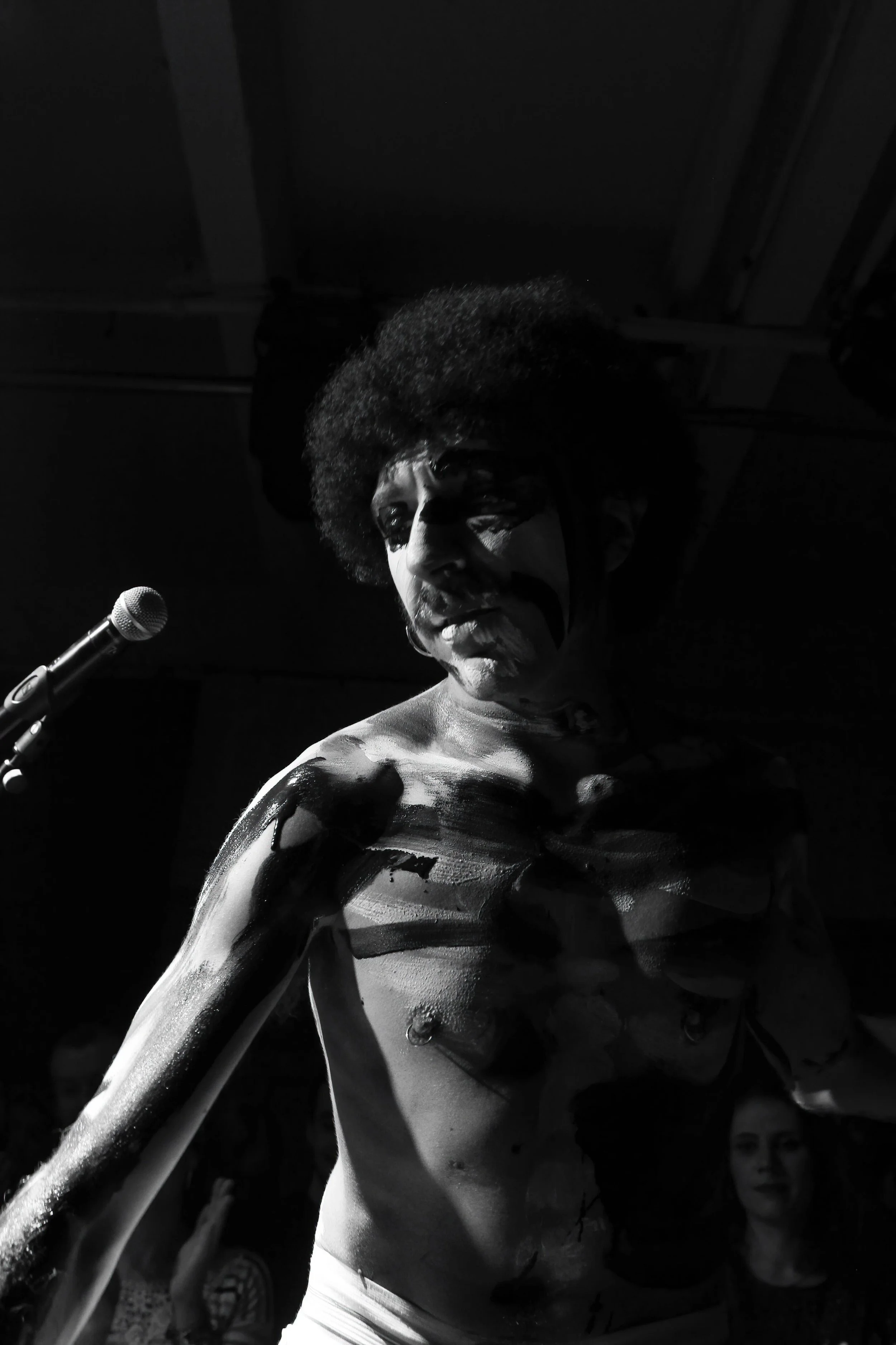 Captagora photographie exposition performance Tripostal Lille bas nylon 2 Aurélien Mélan