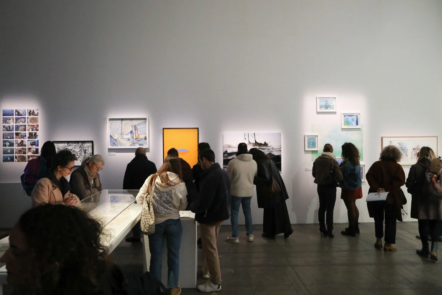 Captagora-photographie-exposition-Leslie-Moquin-Christian-Cailleaux-Francis-Latreille-Tara-104-centquatre-Paris-cent-quatre-vernissage-installation-photo-peinture-tableaux-dessin-Aurélien-Mélan-7a59421b2a14f192828b95bfa4a5689d.jpeg
