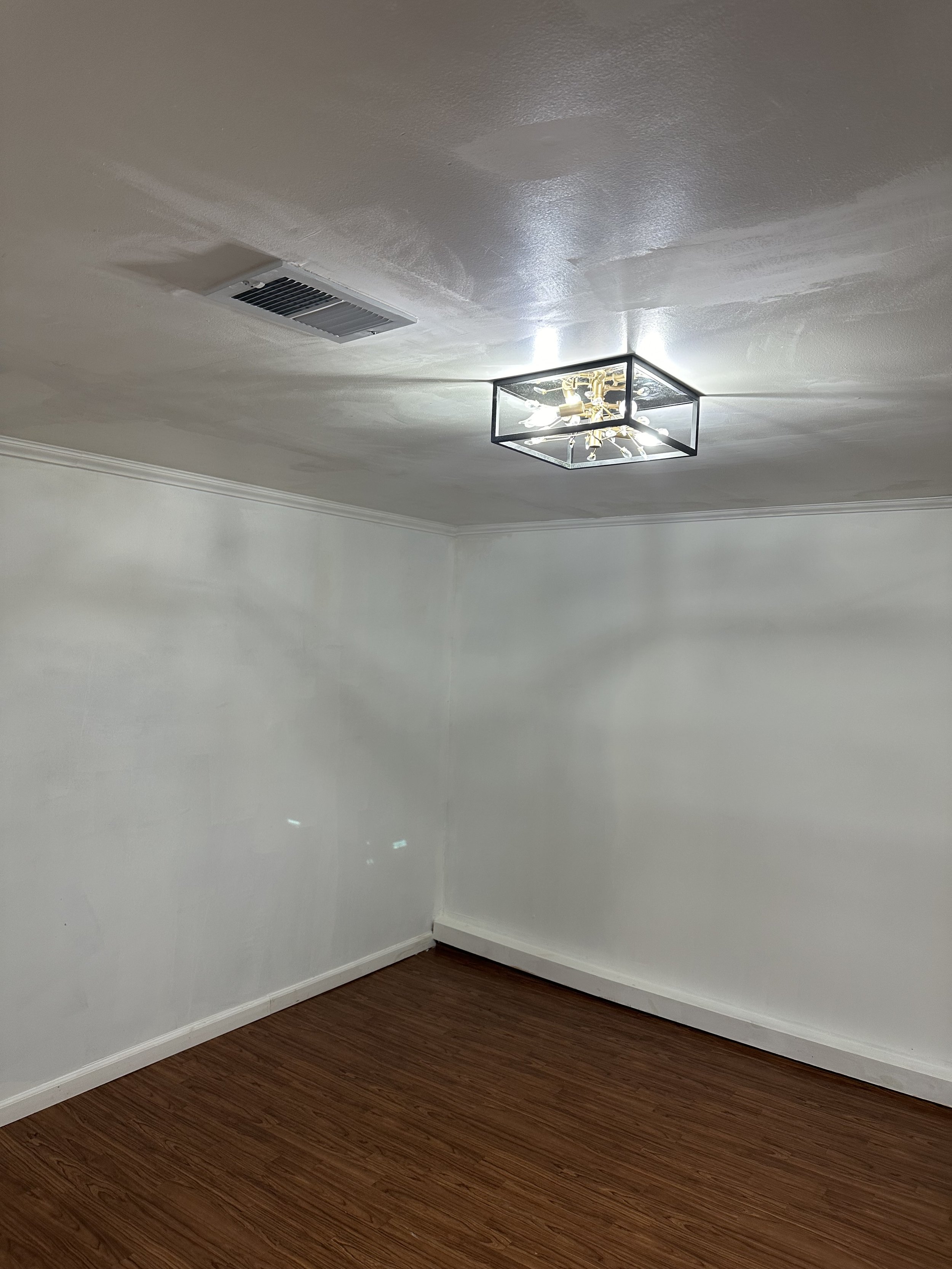 Interior Before 1.jpg
