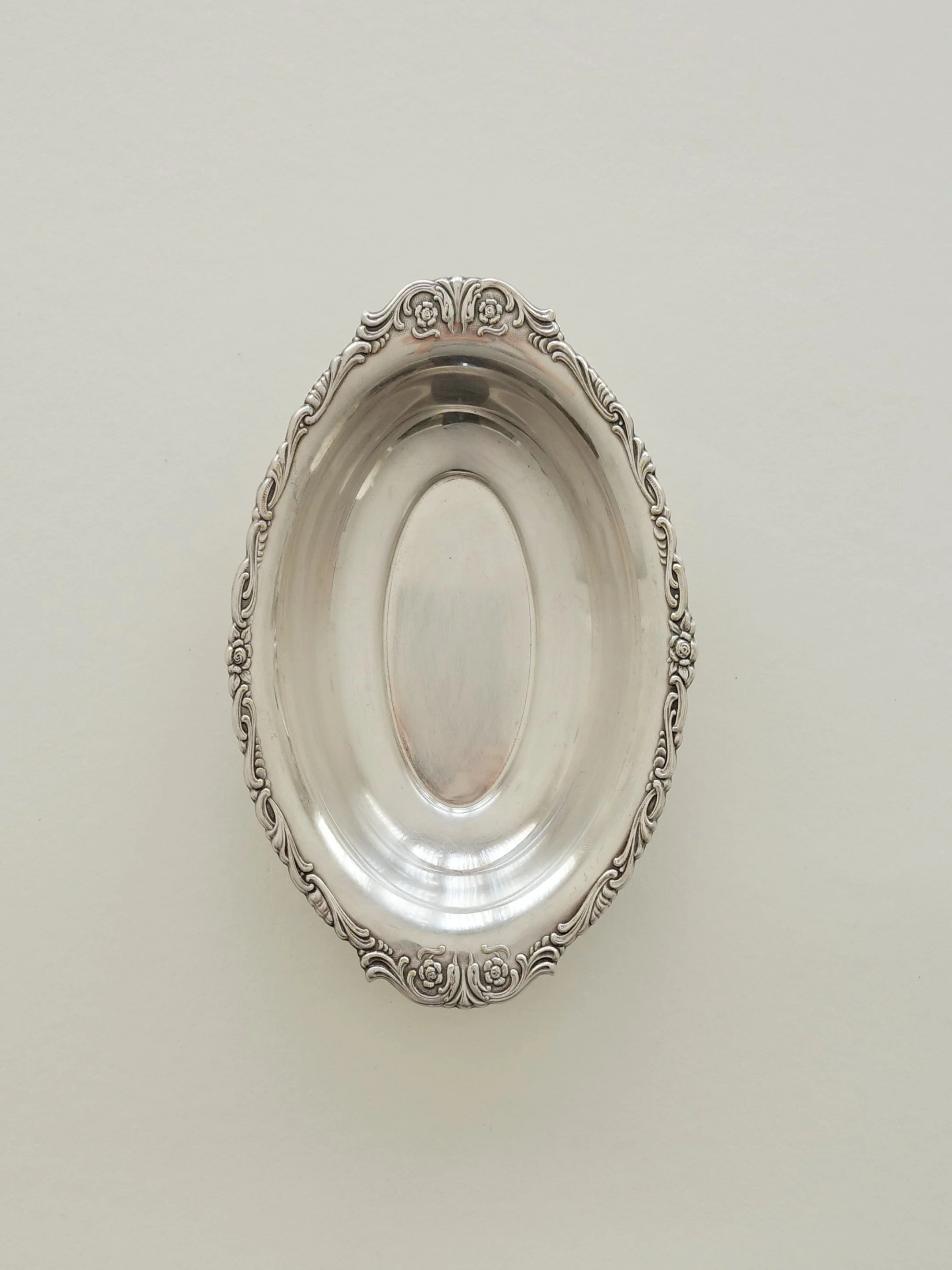 Frame 3124.jpg