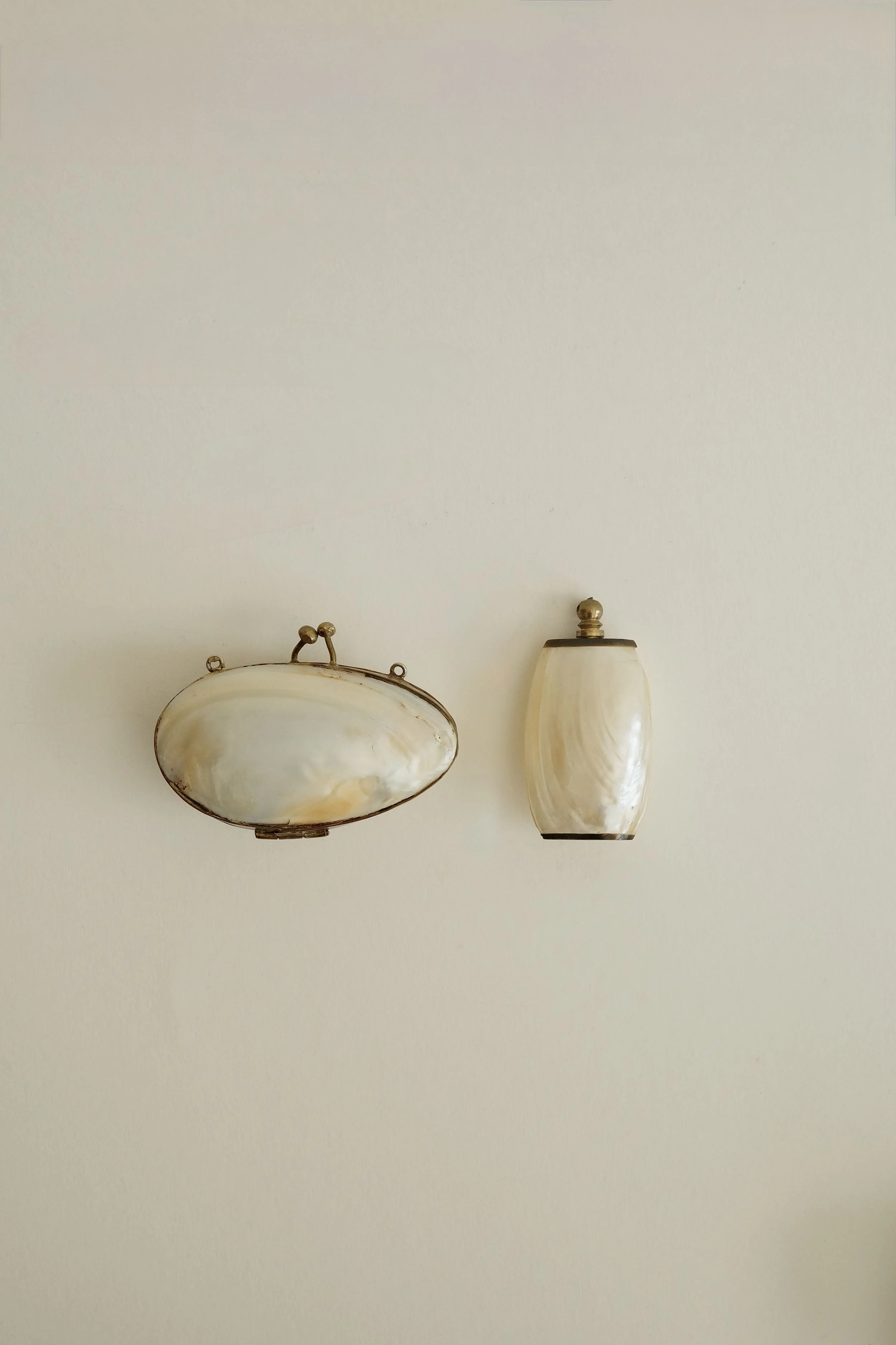 Antique Shell Coin Purse & Mother of Pearl Scent Bottle