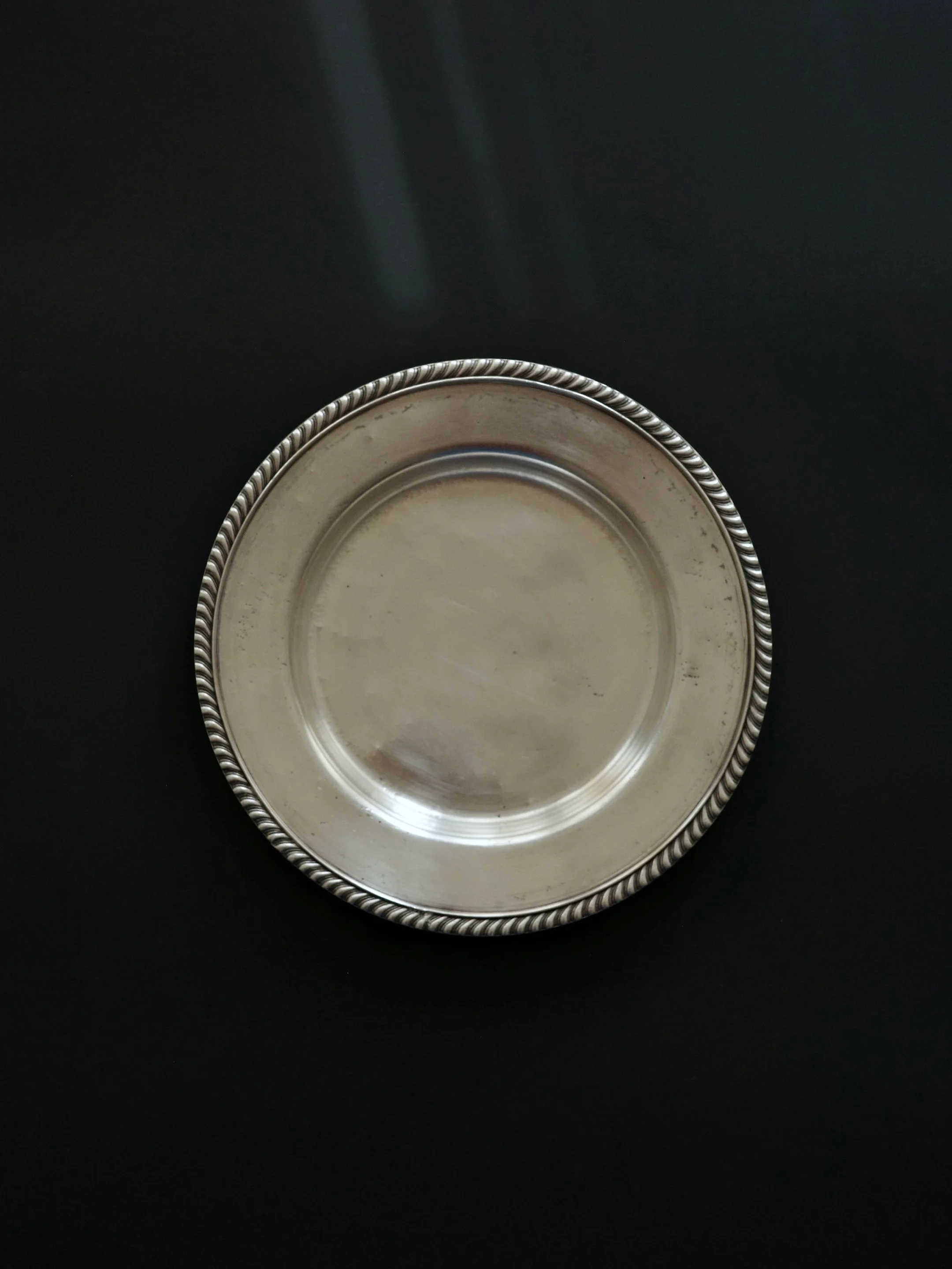 Frame 3689.jpg
