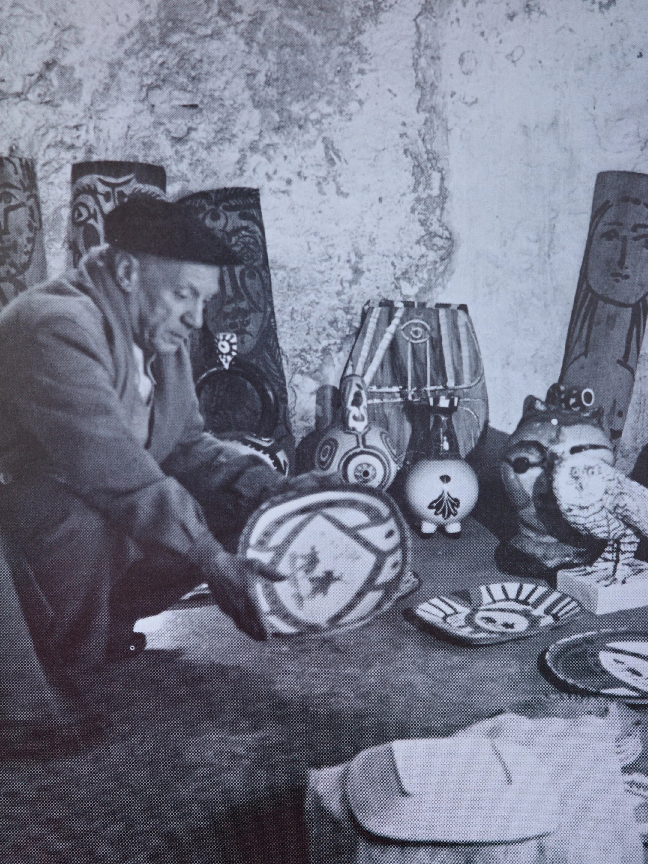 Frame 1697.jpg