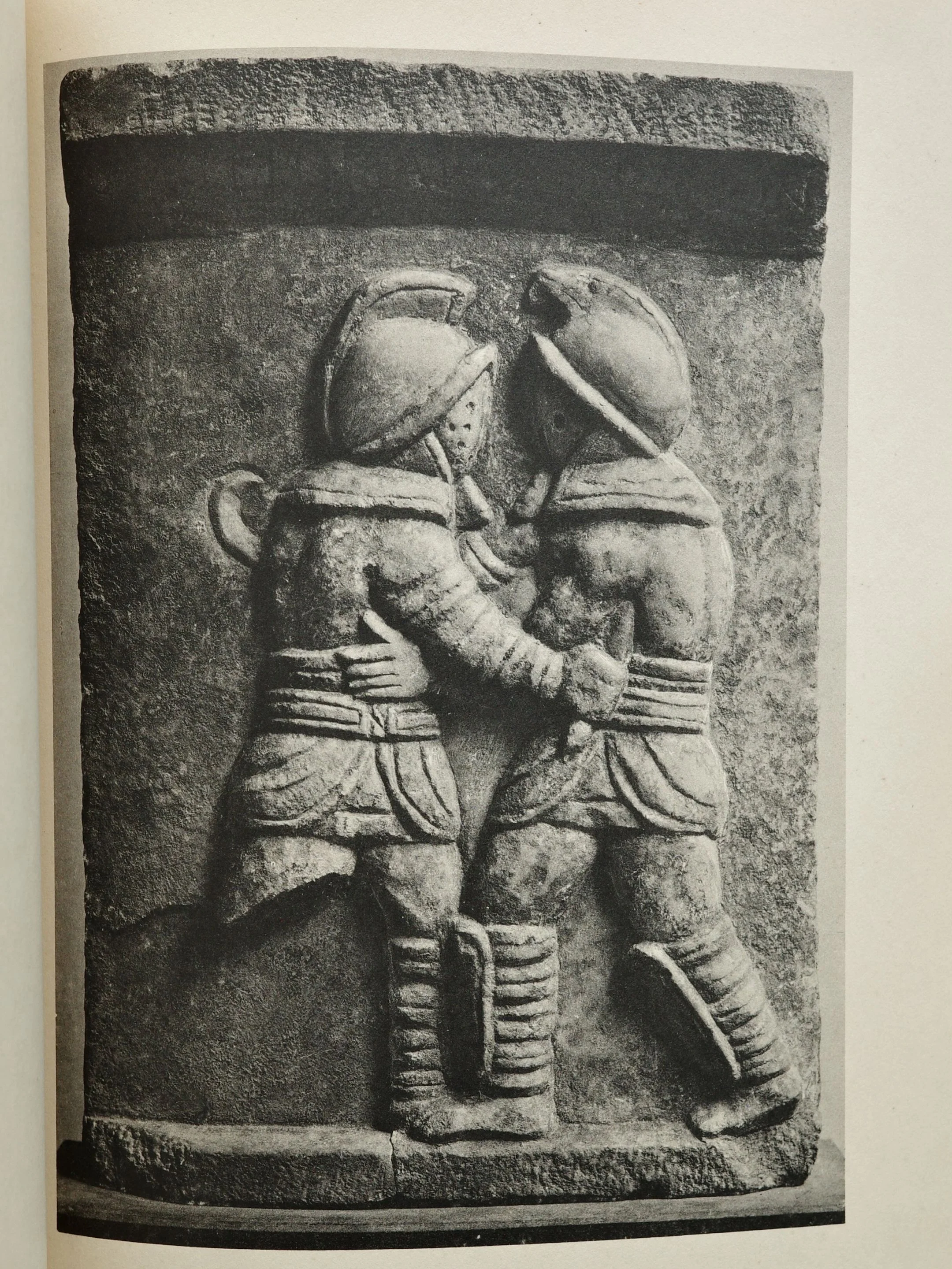 Frame 3724.jpg