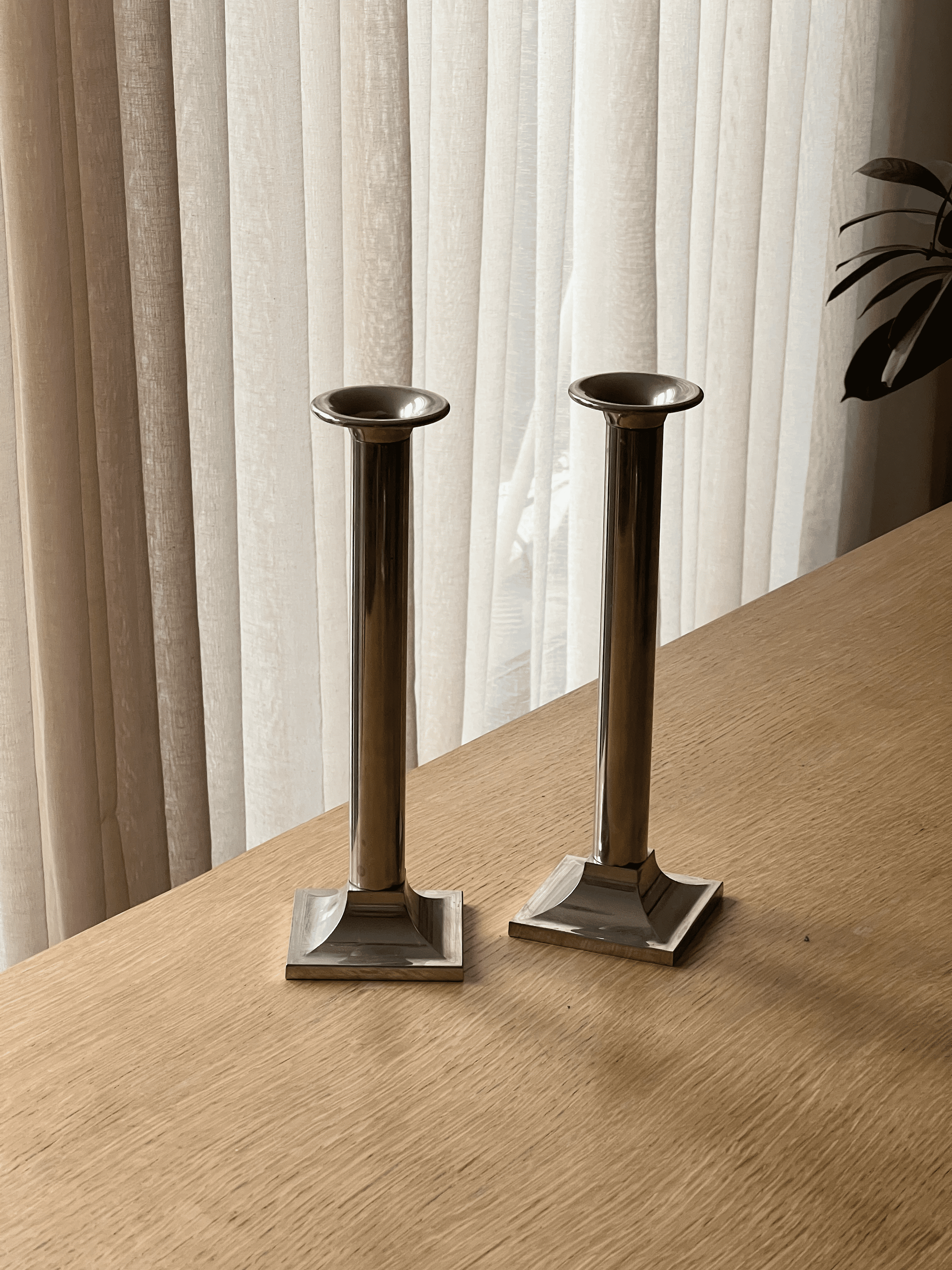 vintage-column-candle-holders.png