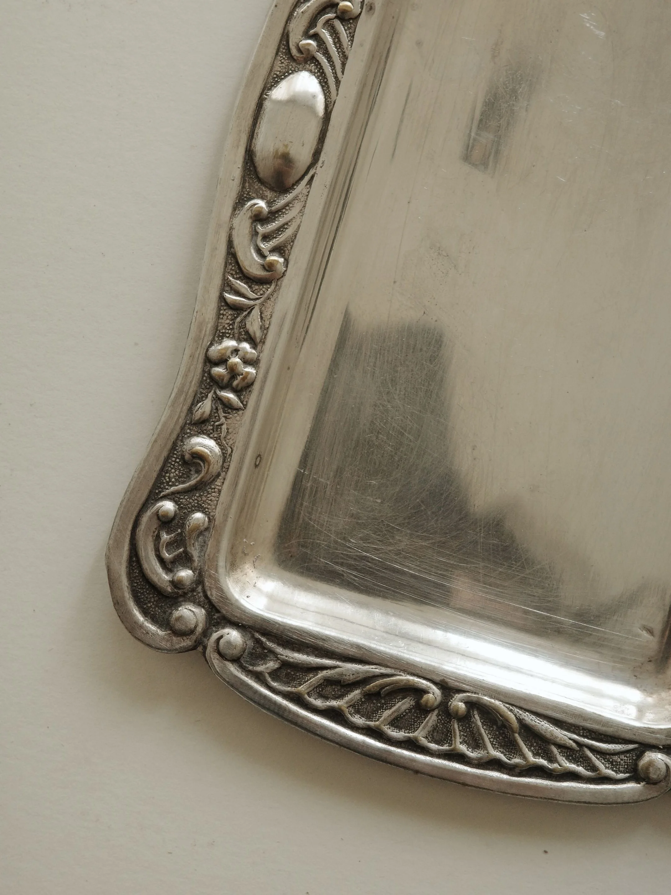 Frame 1850.jpg