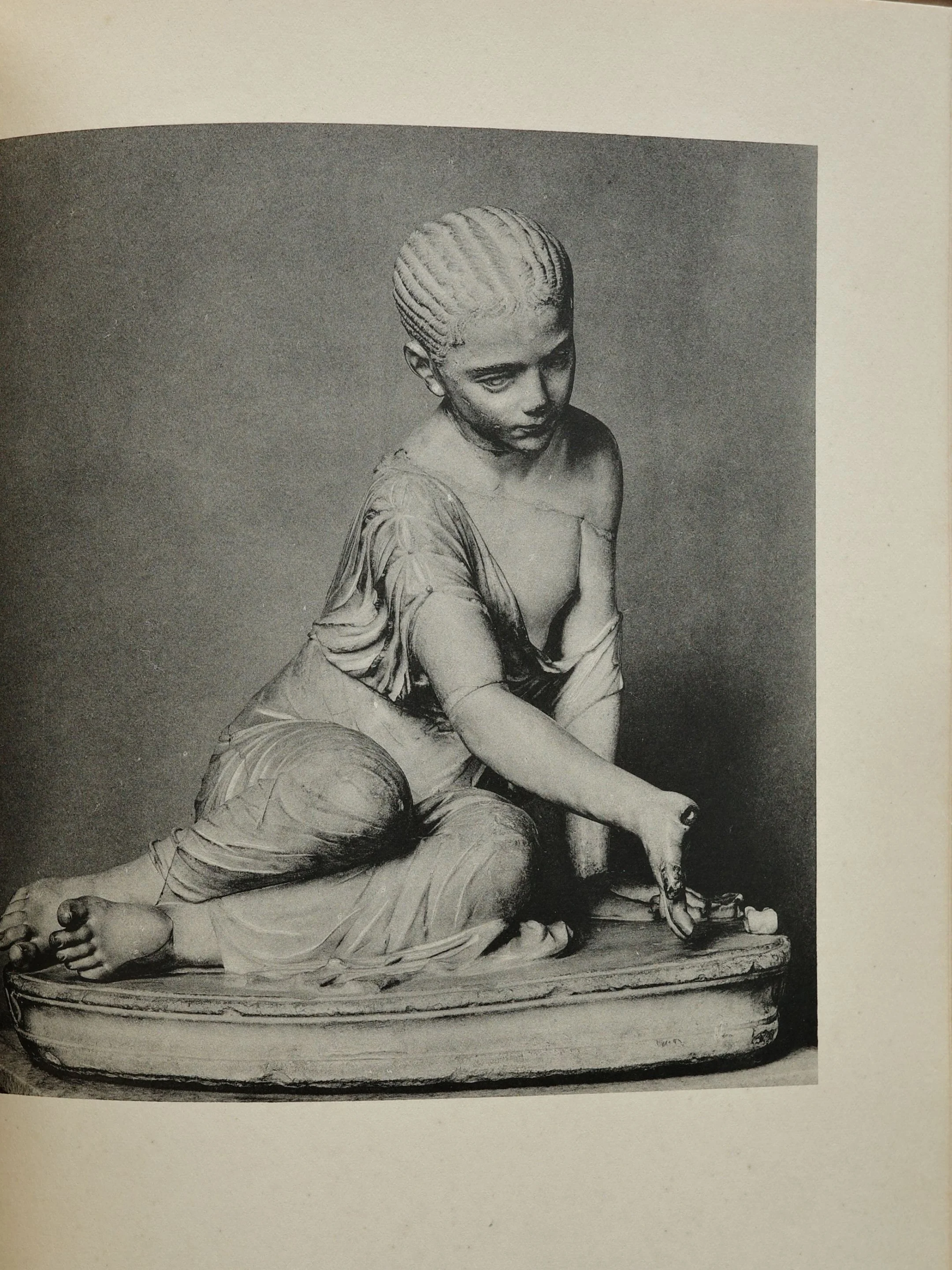 Frame 3723.jpg