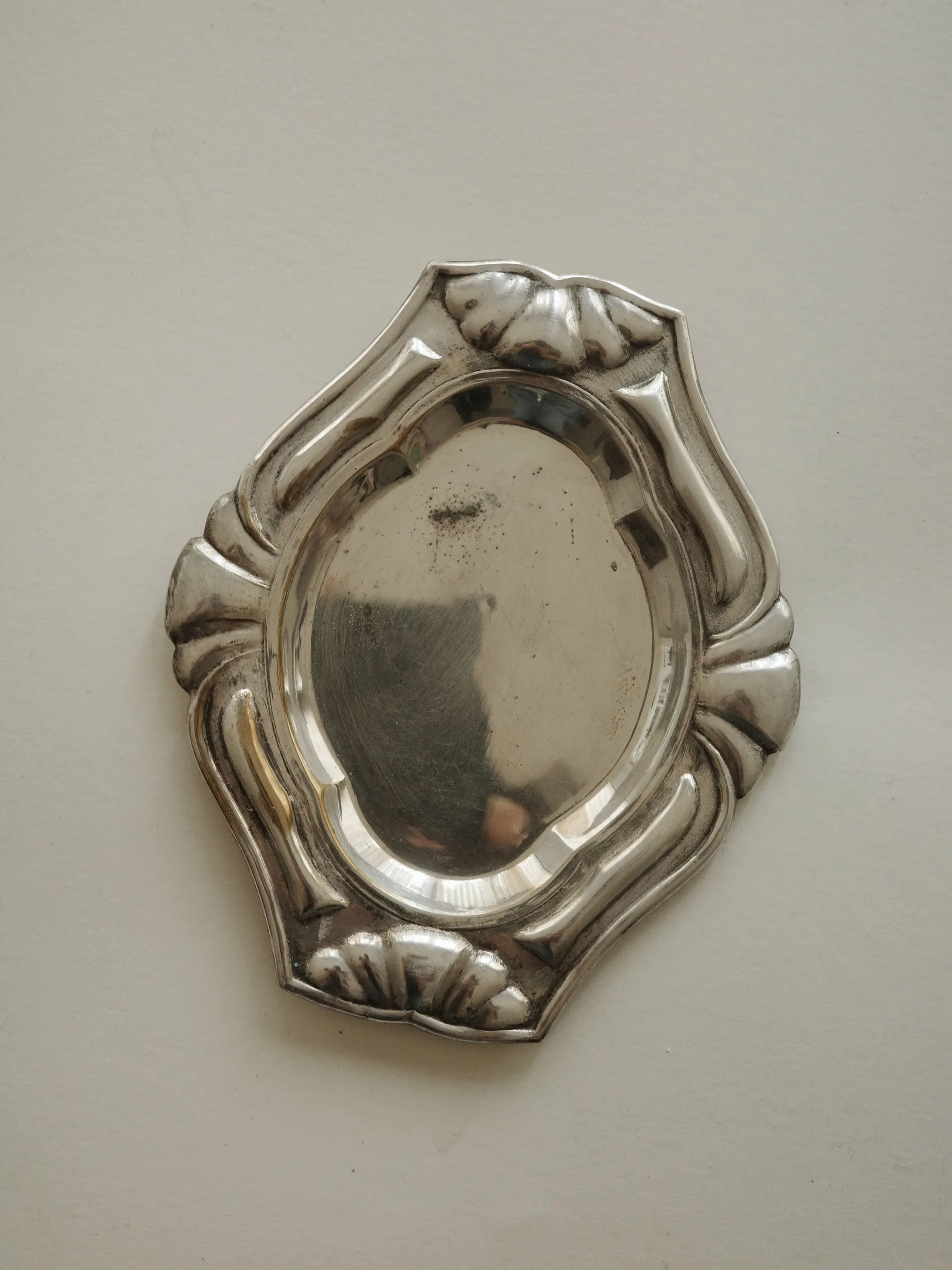 Frame 1854.jpg
