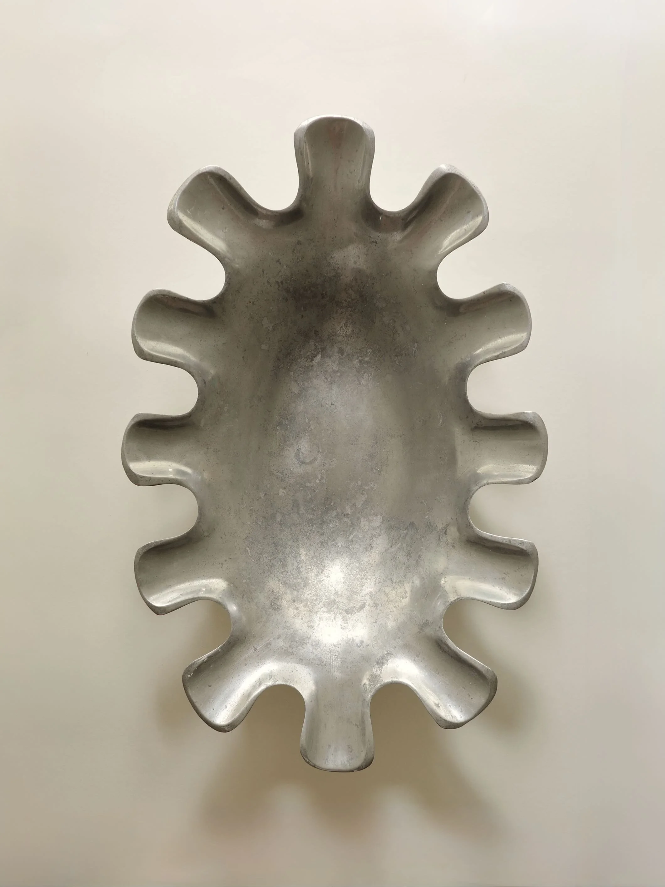 Vintage XL Cast Aluminum Splash Centerpiece Bowl