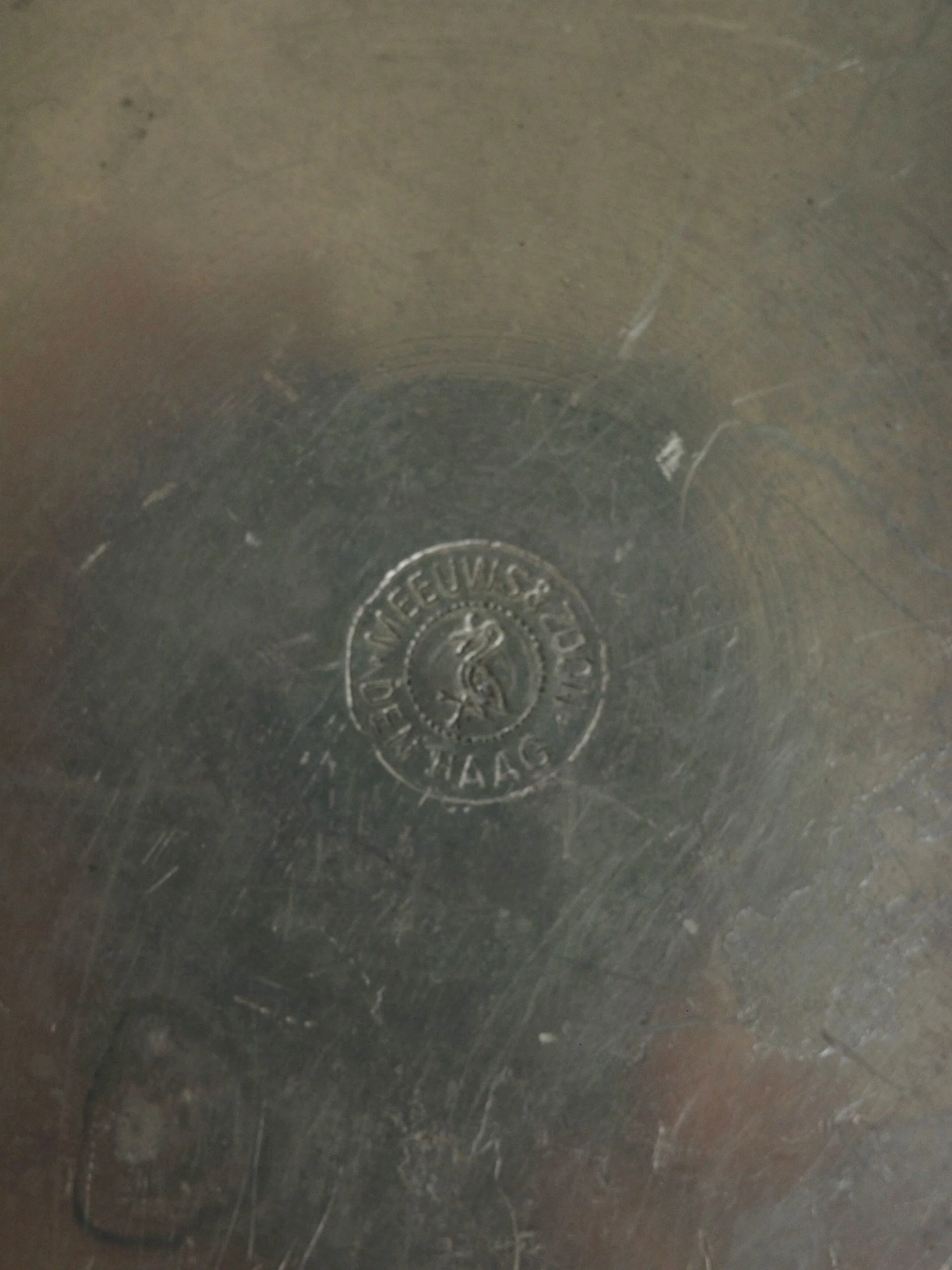 Frame 3853.jpg