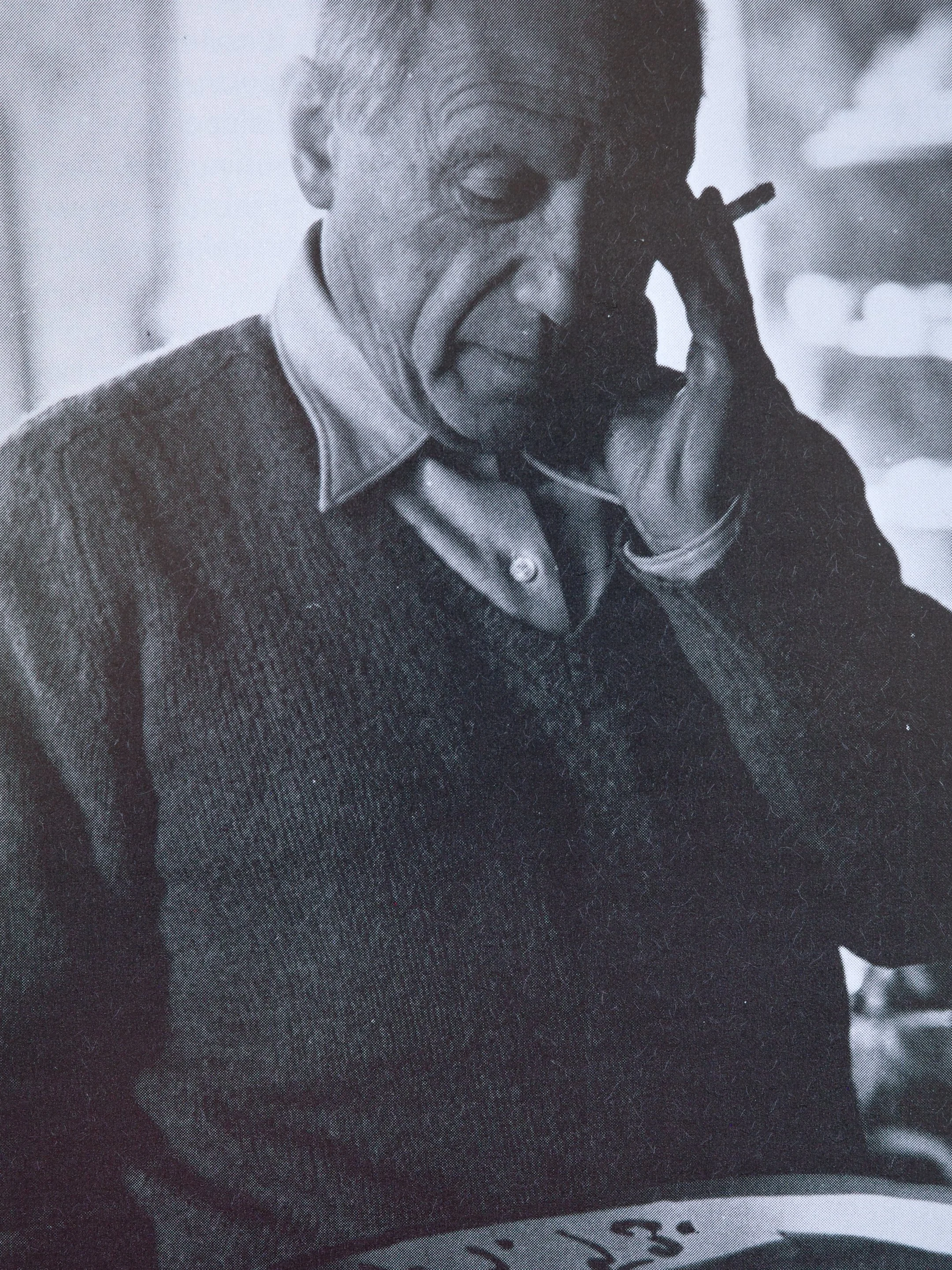 Frame 1696.jpg
