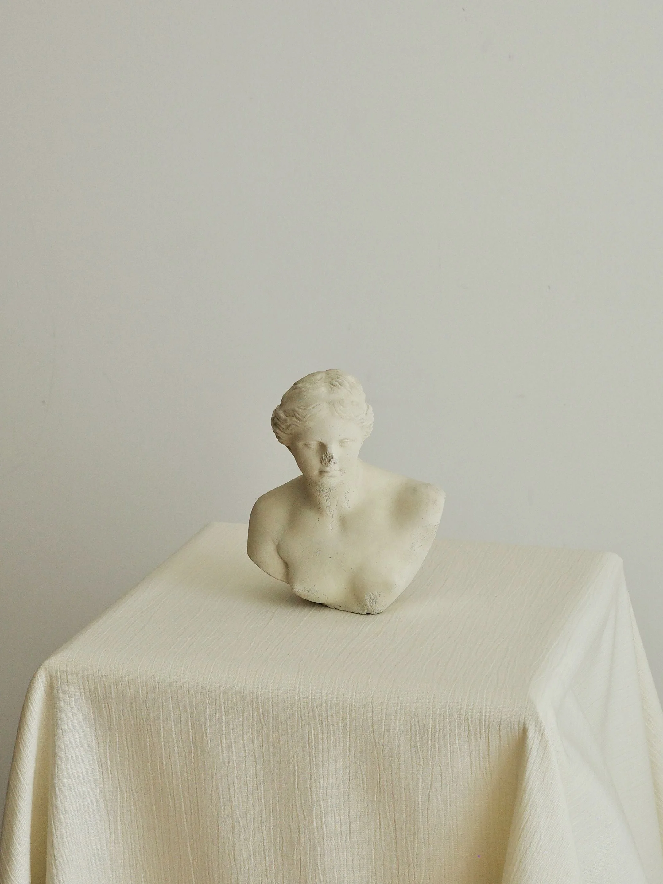 Frame 3830.jpg