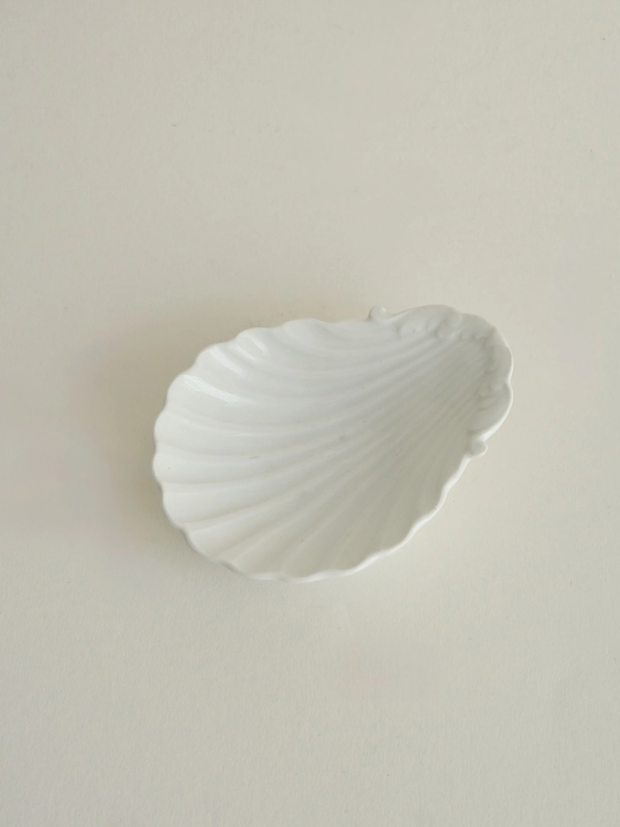 Frame 3408.jpg