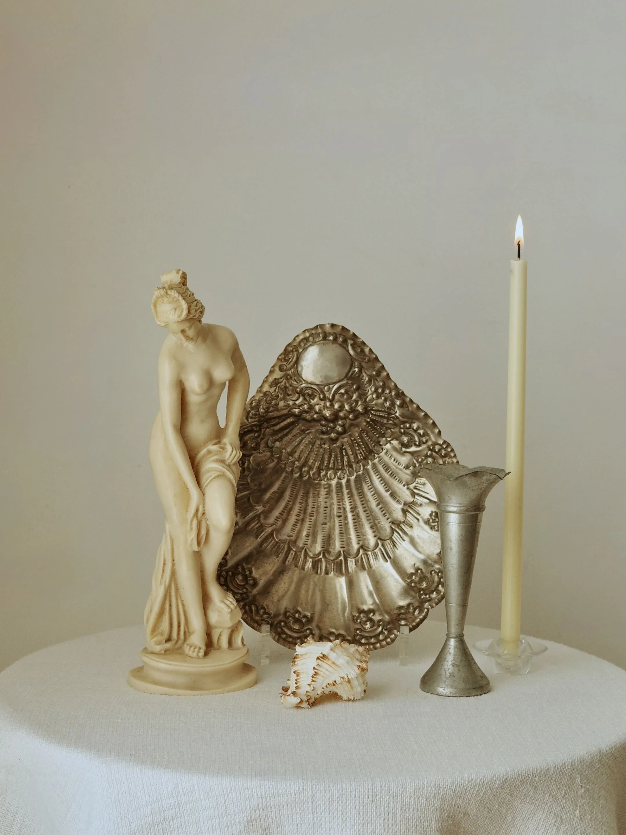 Neoclassical Alabaster Venus Statue "The Bather"