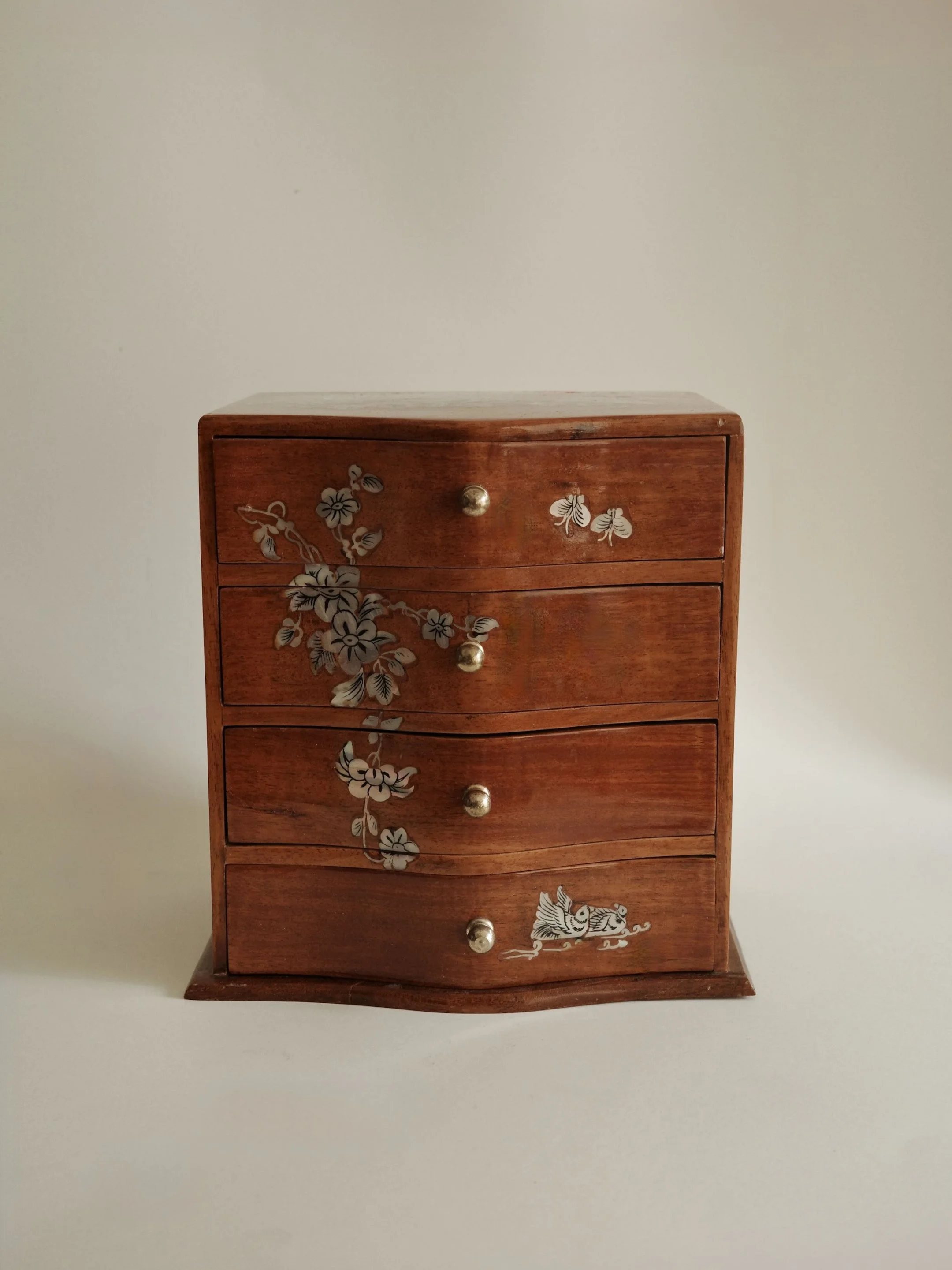 Vintage Inlaid Mother of Pearl Wooden Jewelry Box