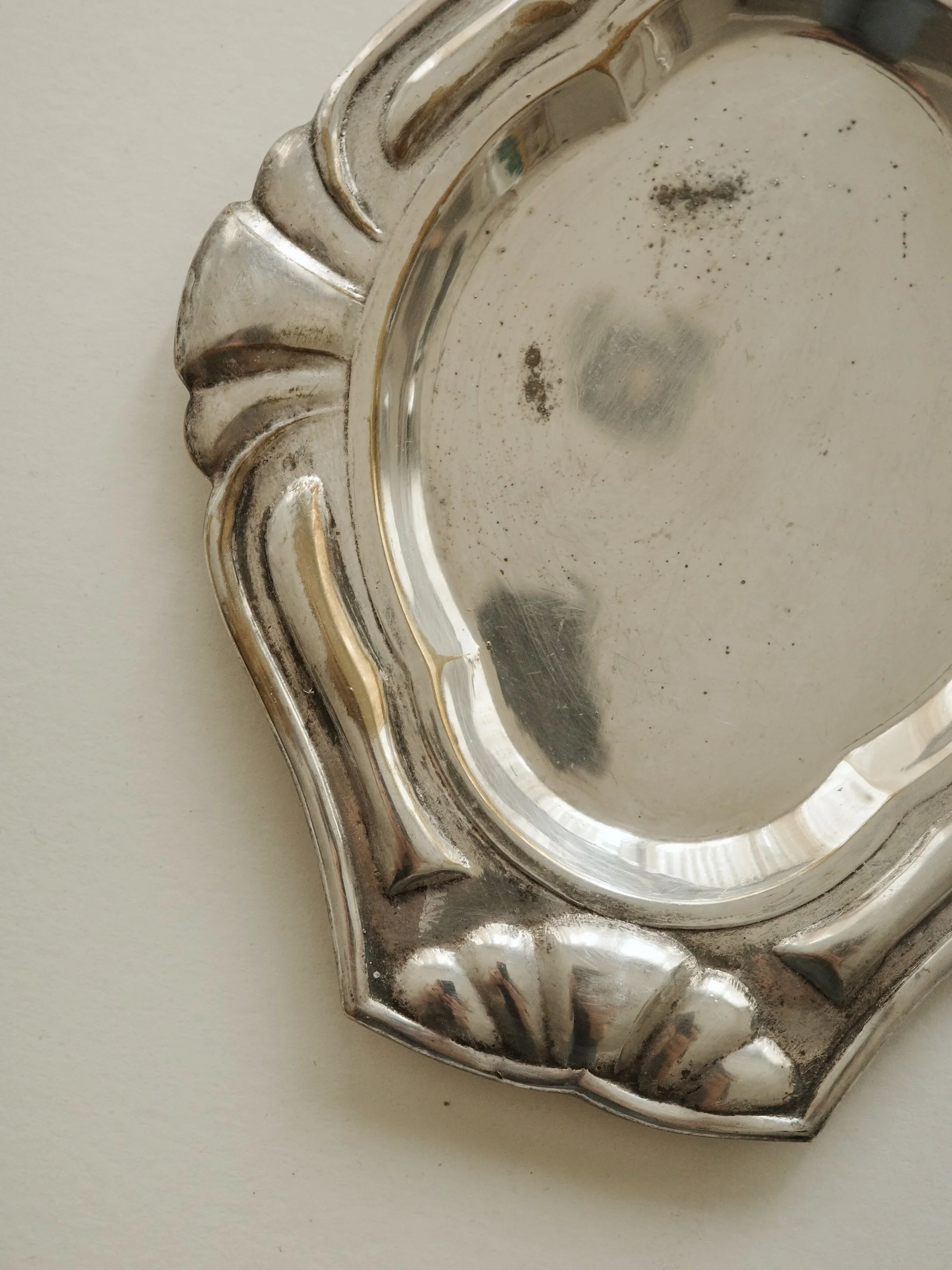 Frame 1852.jpg