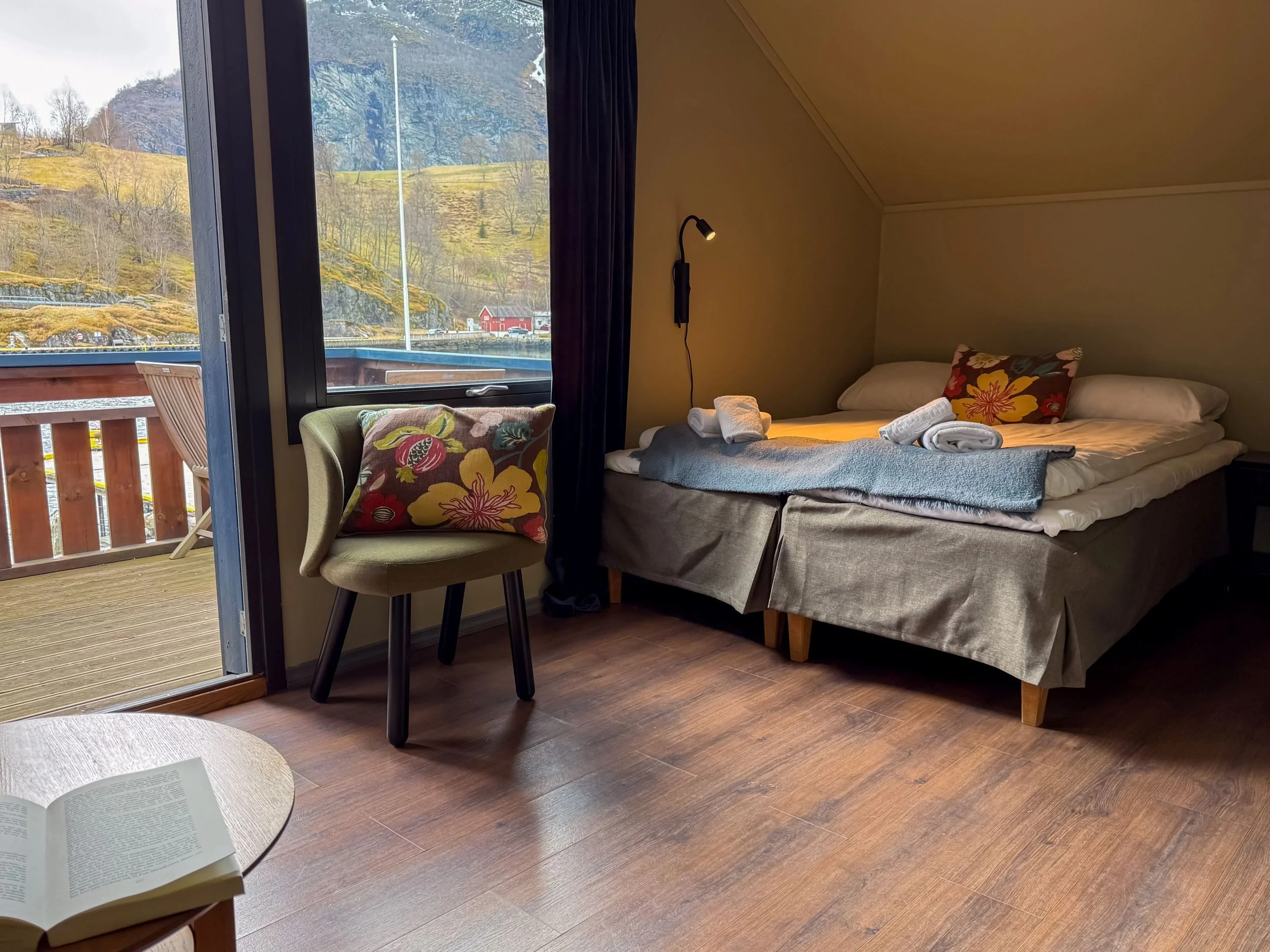 Economy double room balcony