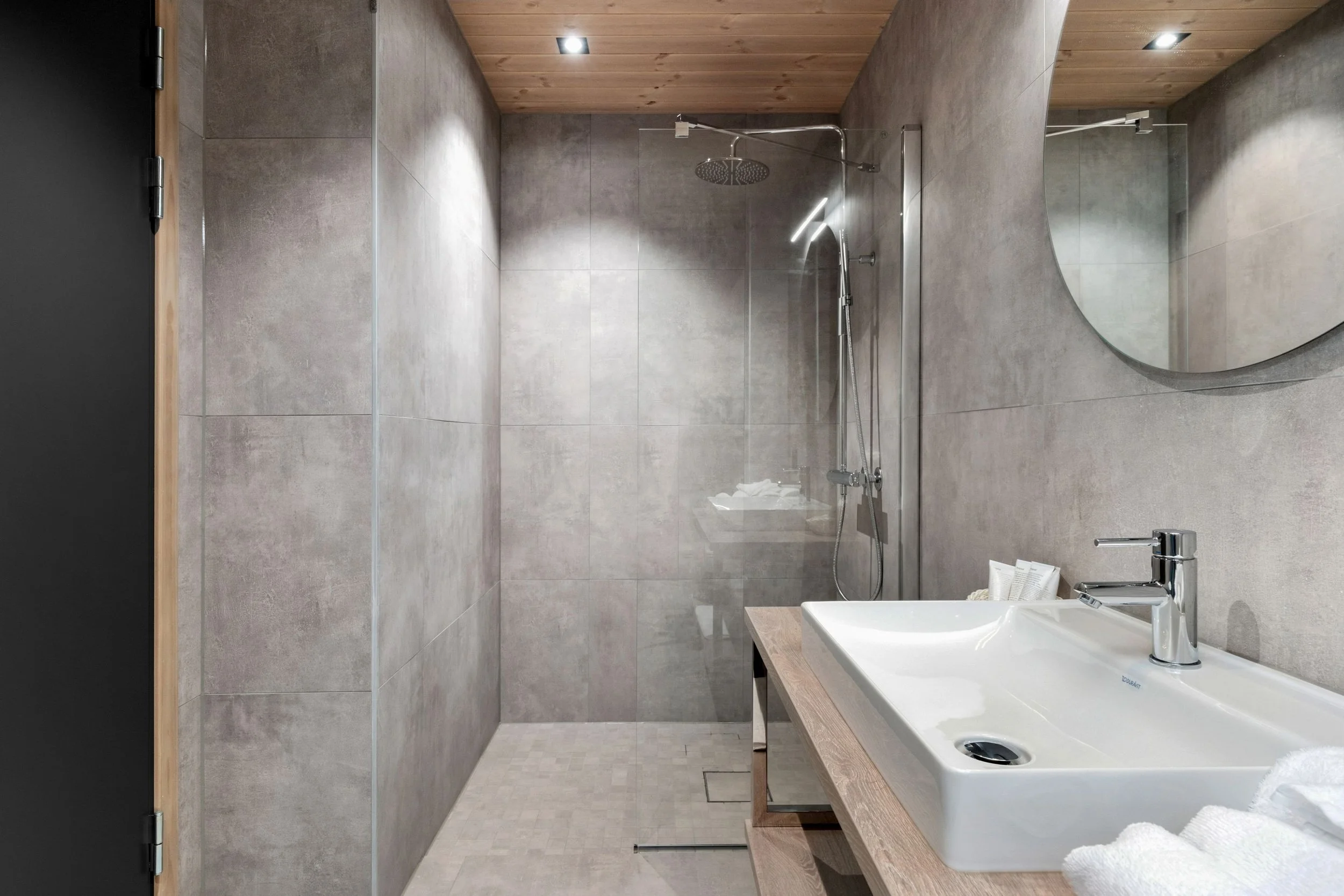 Bathroom Wangen Apartments