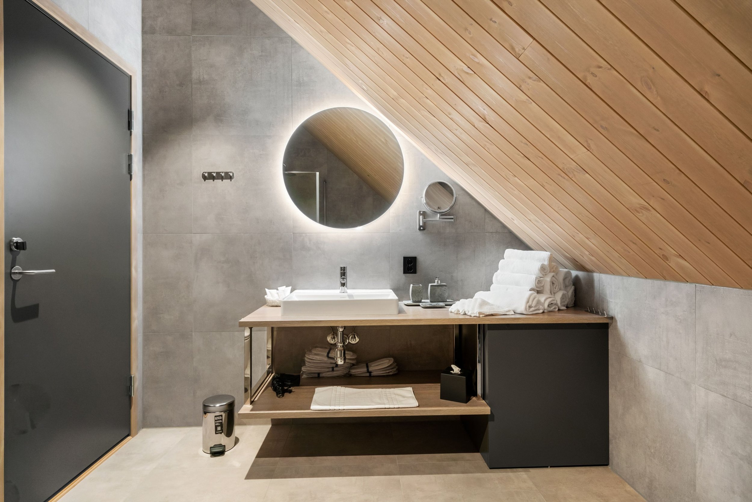 Bathroom penthouse