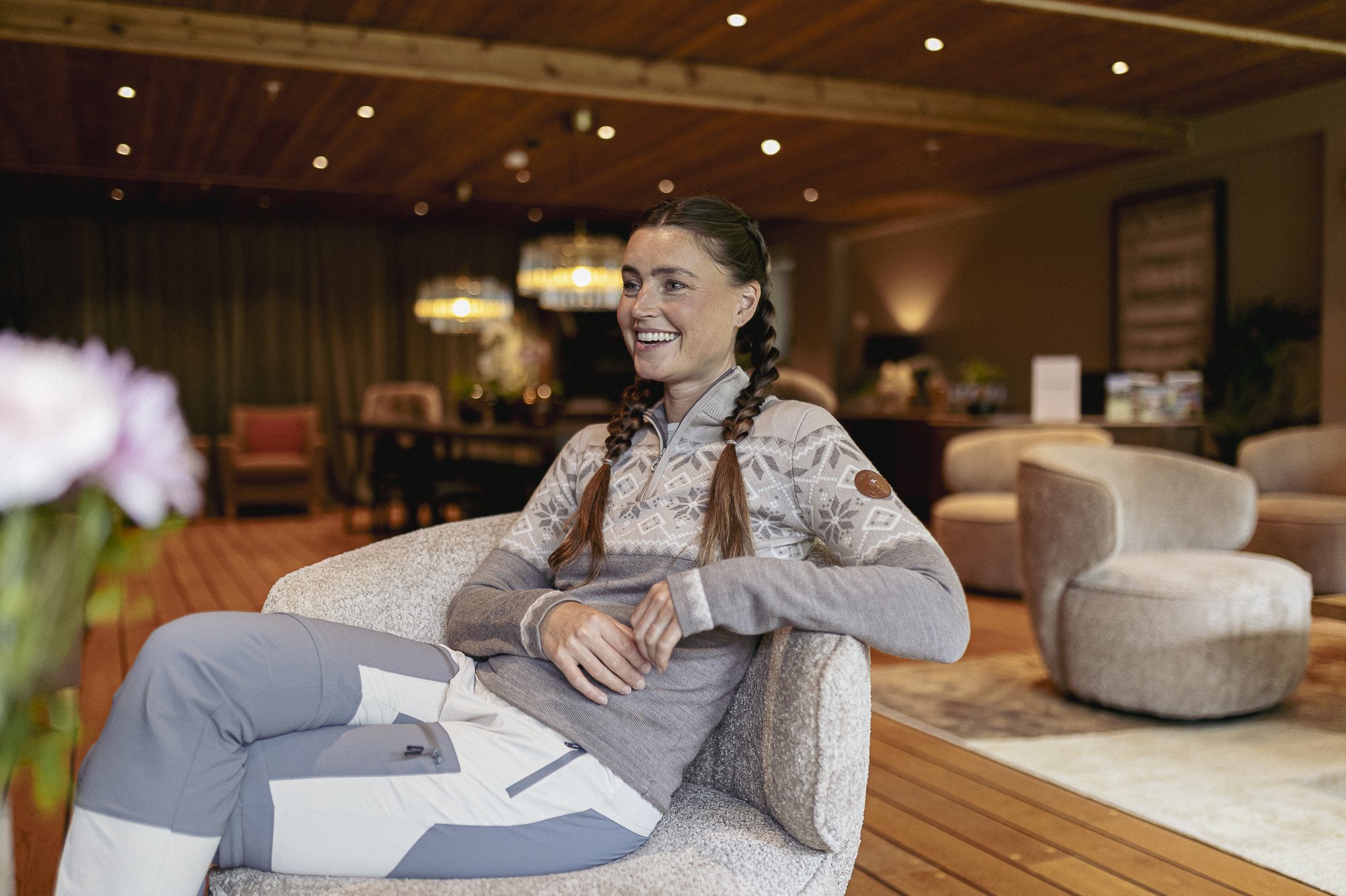 Flåmsbrygga Hotell lobby 05.jpg