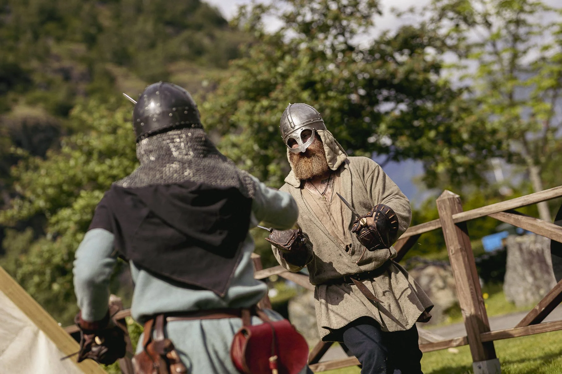Når vikingane vaknar til liv i Flåm...