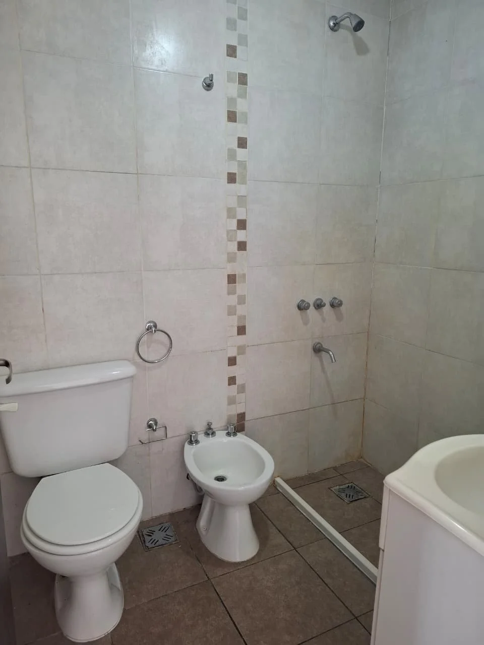 WhatsApp Image 2026-04-06 at 08.42.32.jpeg