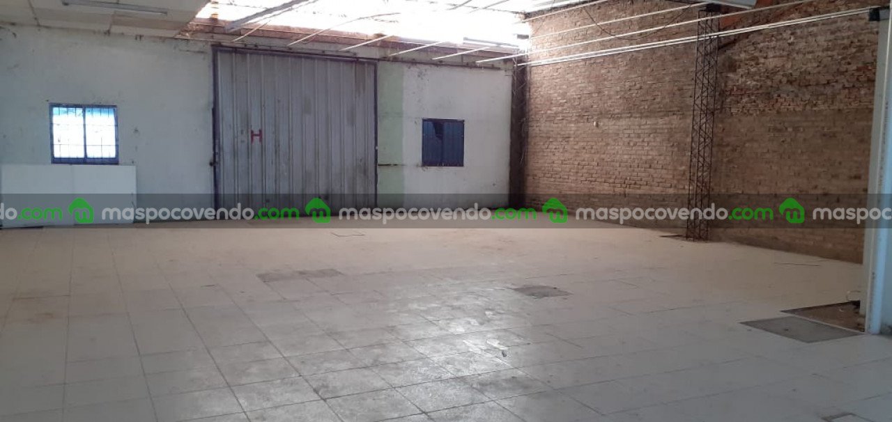 LOCAL COMERCIAL AV. ERNESTO SALVA-RAFAELA - FOTO DEPOSITO 2.jpg