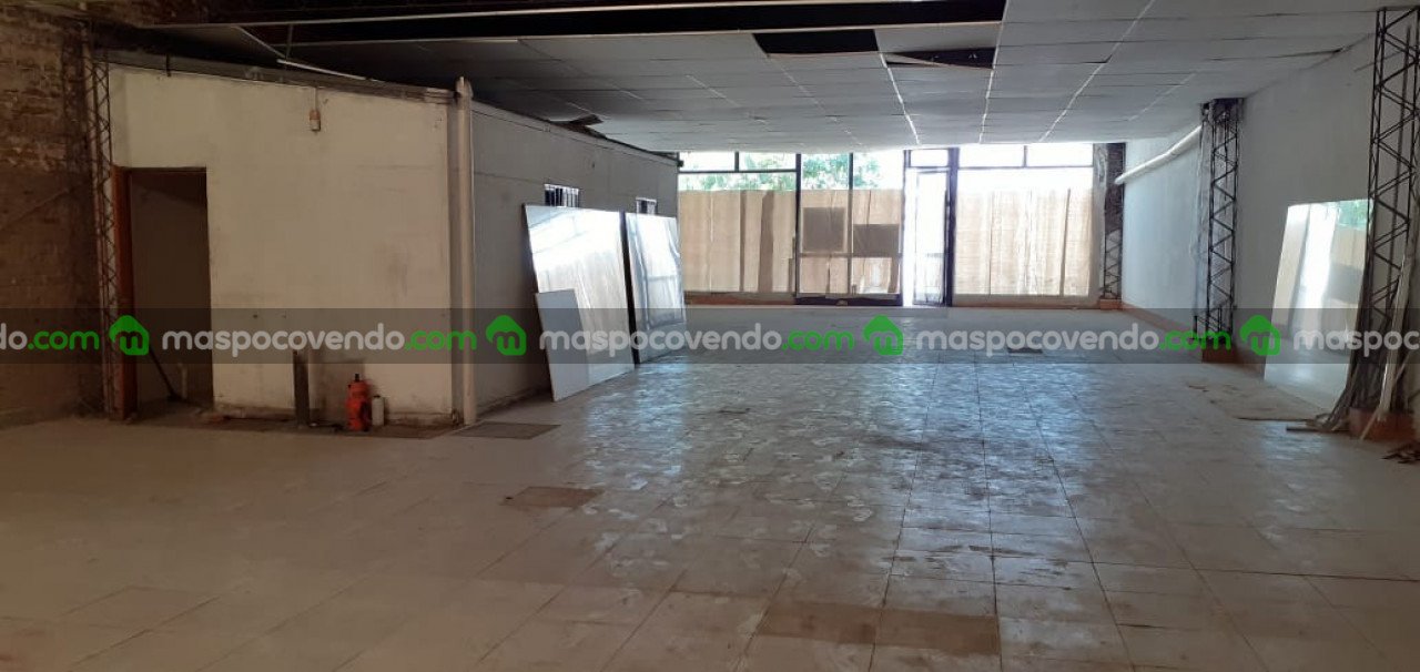 LOCAL COMERCIAL AV. ERNESTO SALVA-RAFAELA - FOTO DEPOSITO 3.jpg