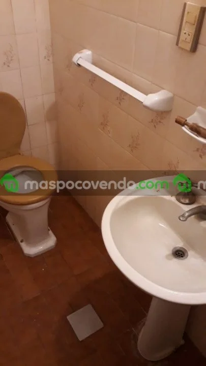 CASA BV. ROCA 233 (PLANTA ALTA)-RAFAELA - FOTO BAÑO.jpg