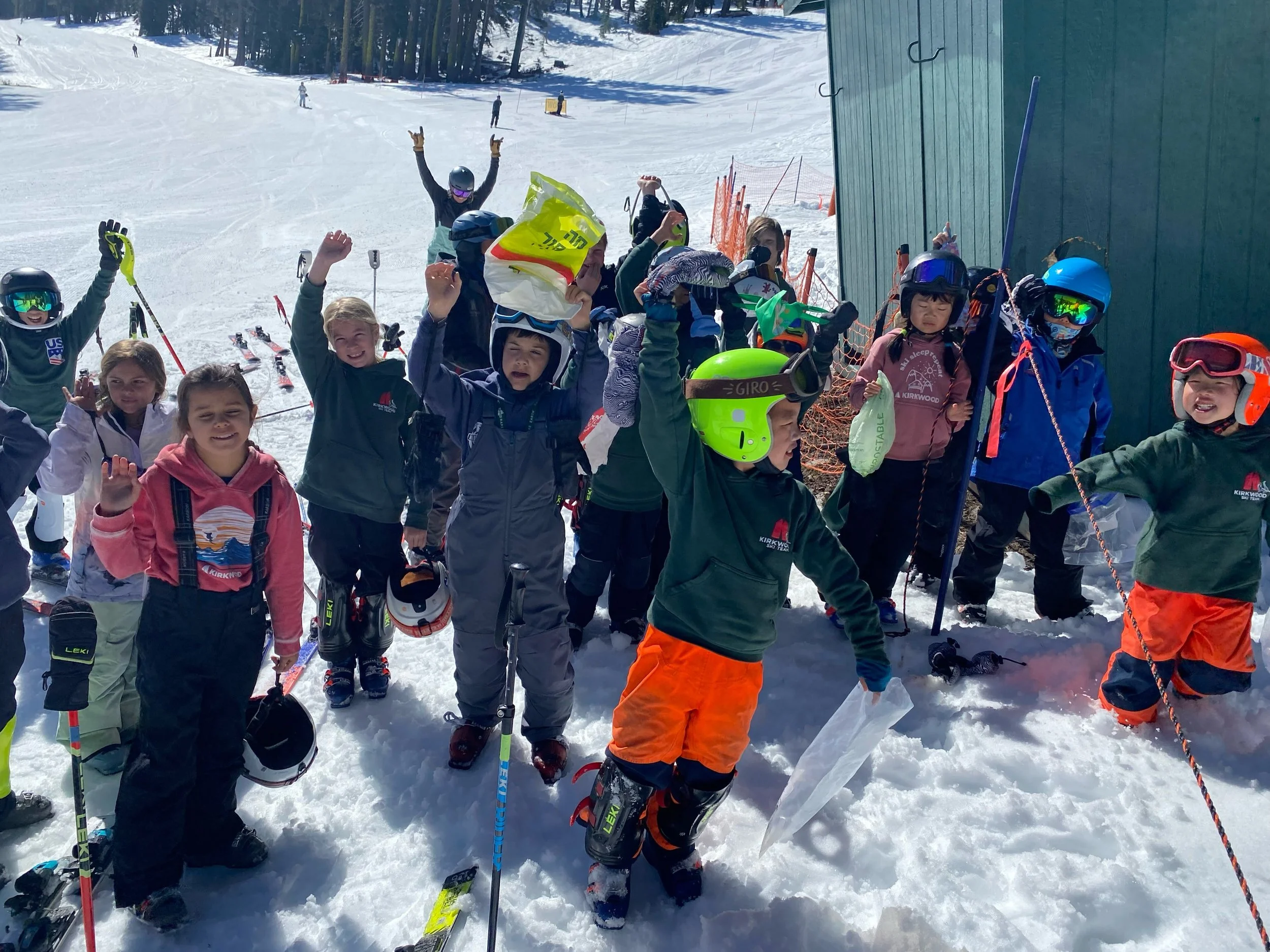 We love to ski! Do you?! There&rsquo;s nothing better than fresh snow, big mountain days, and sharing the stoke with our ski community!

#WeLoveToSki #SkiLife #SkiFamily #TahoeSkiing #chasethesnow