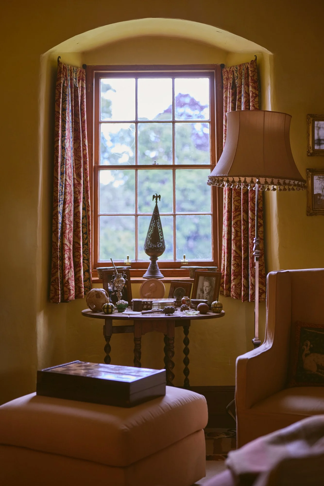 DOWAGER’S TEA TABLE