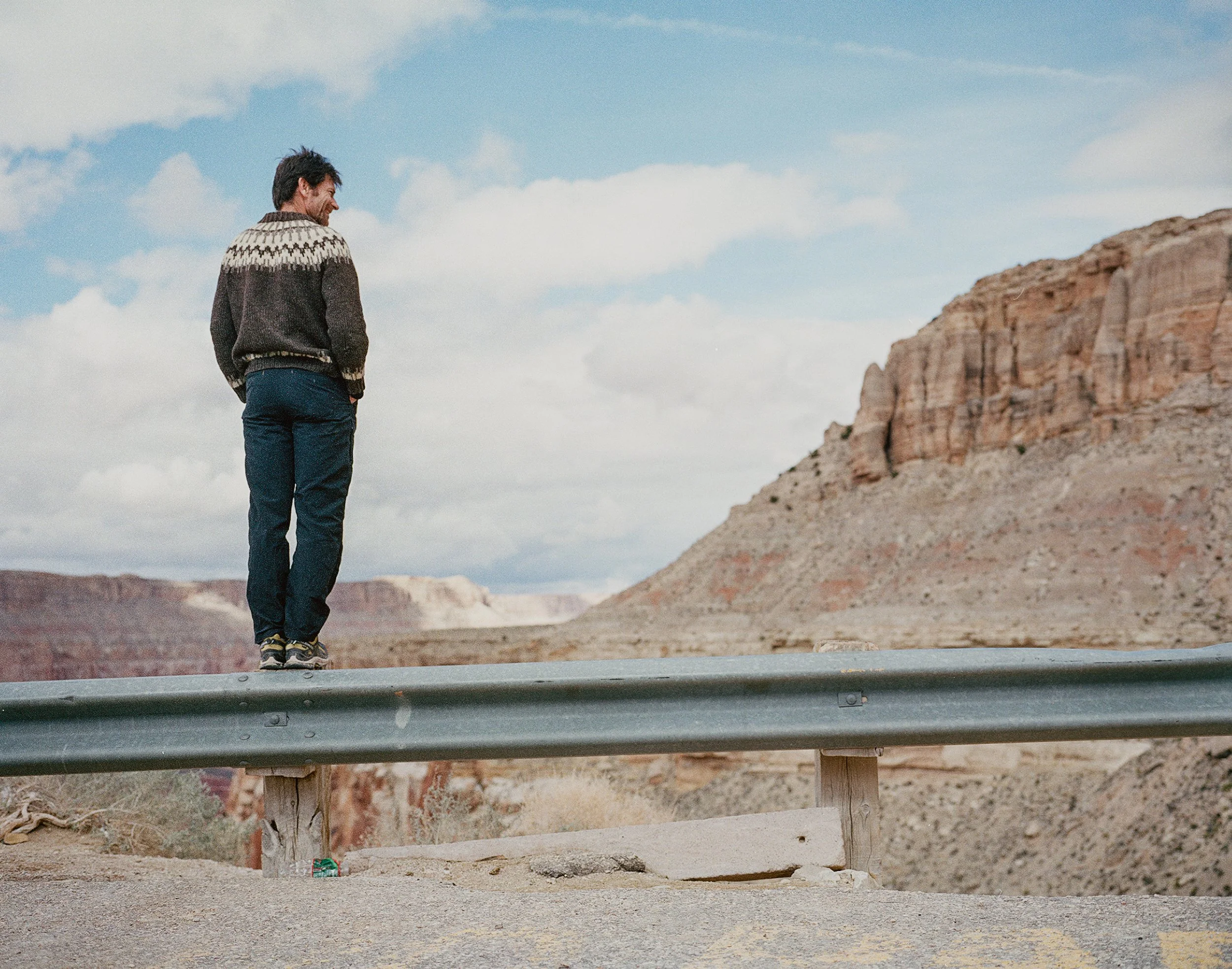 ARIZONA CANYON LOOKOUT
