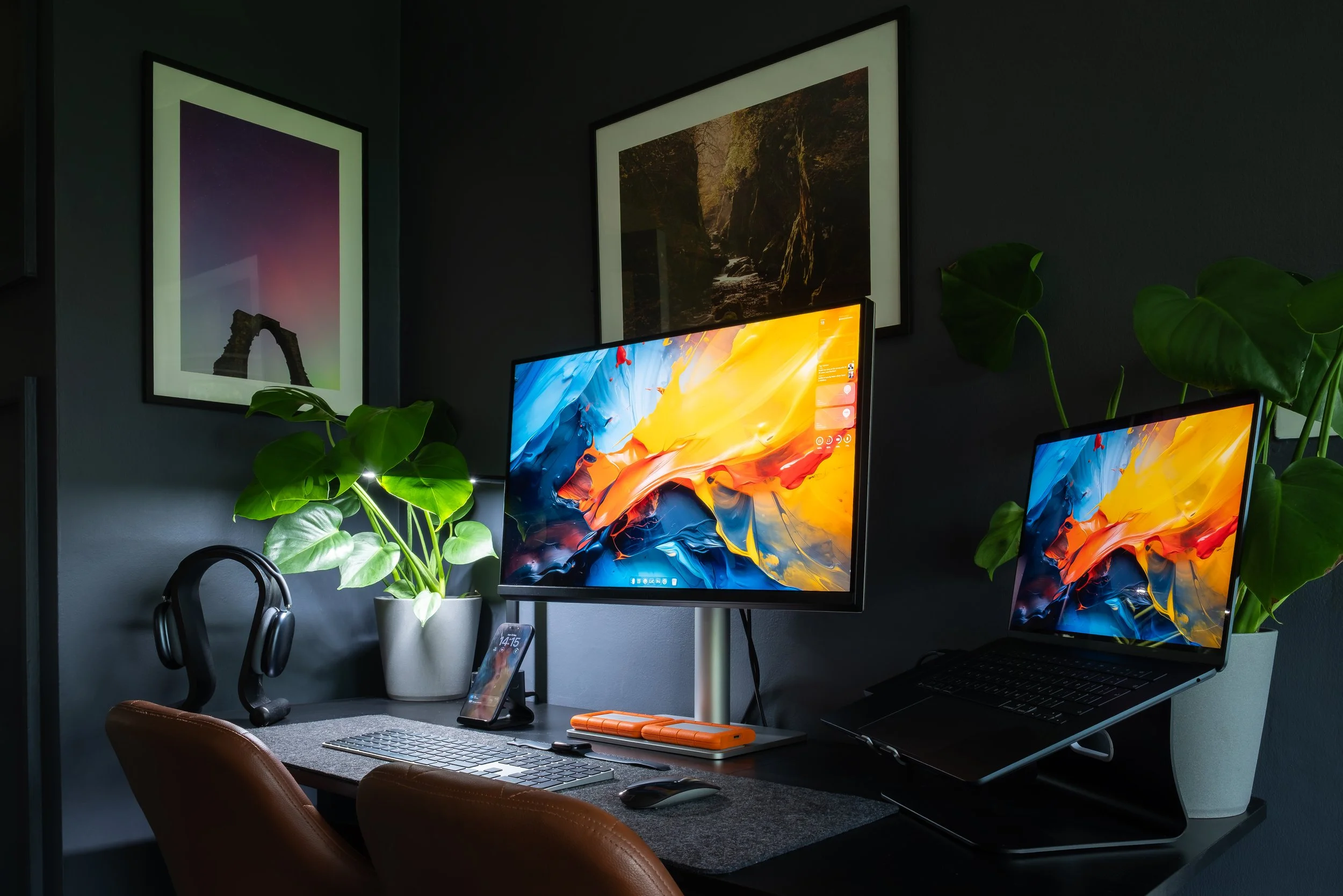 A Landscape Photographer’s Desk Setup