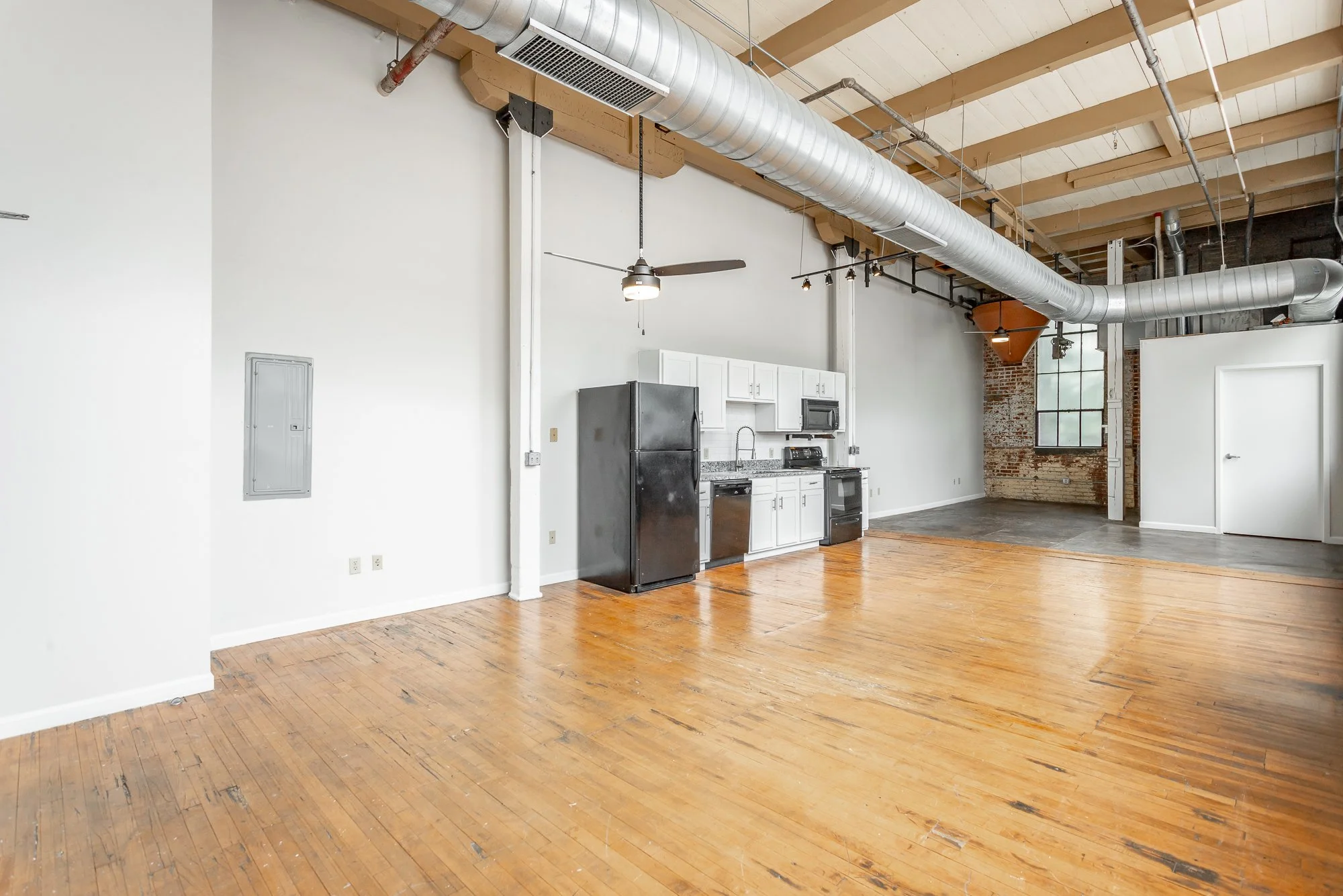 1615 Cowart Street Unit 210 HD-1.jpg