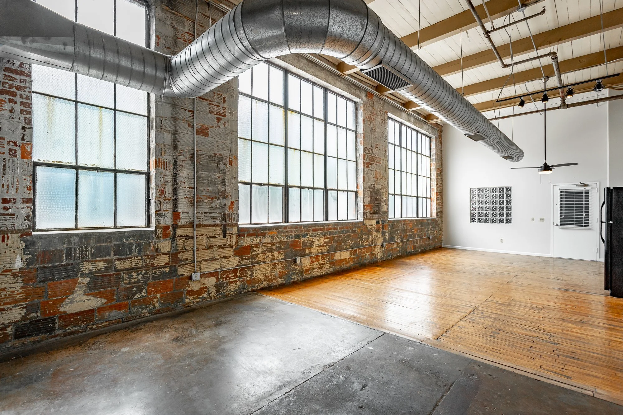 1615 Cowart Street Unit 210 HD-21.jpg