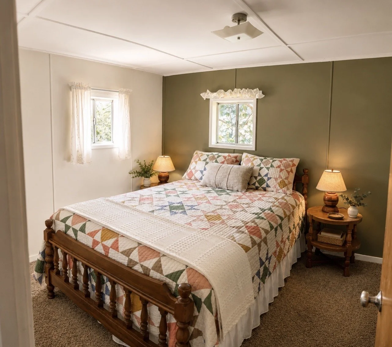 Queen Bedroom