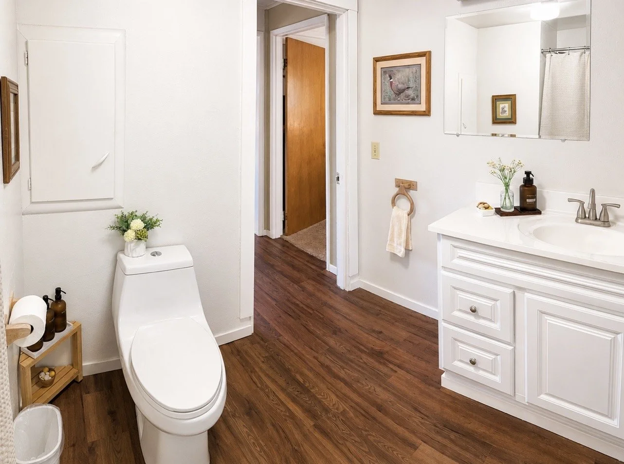 Bathroom with Tub/Shower Combo