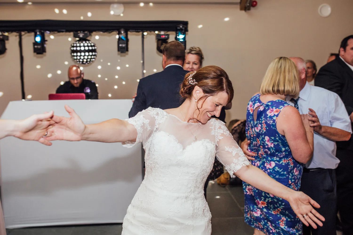 BlackwellGrangeWeddingPhotography-63.jpg